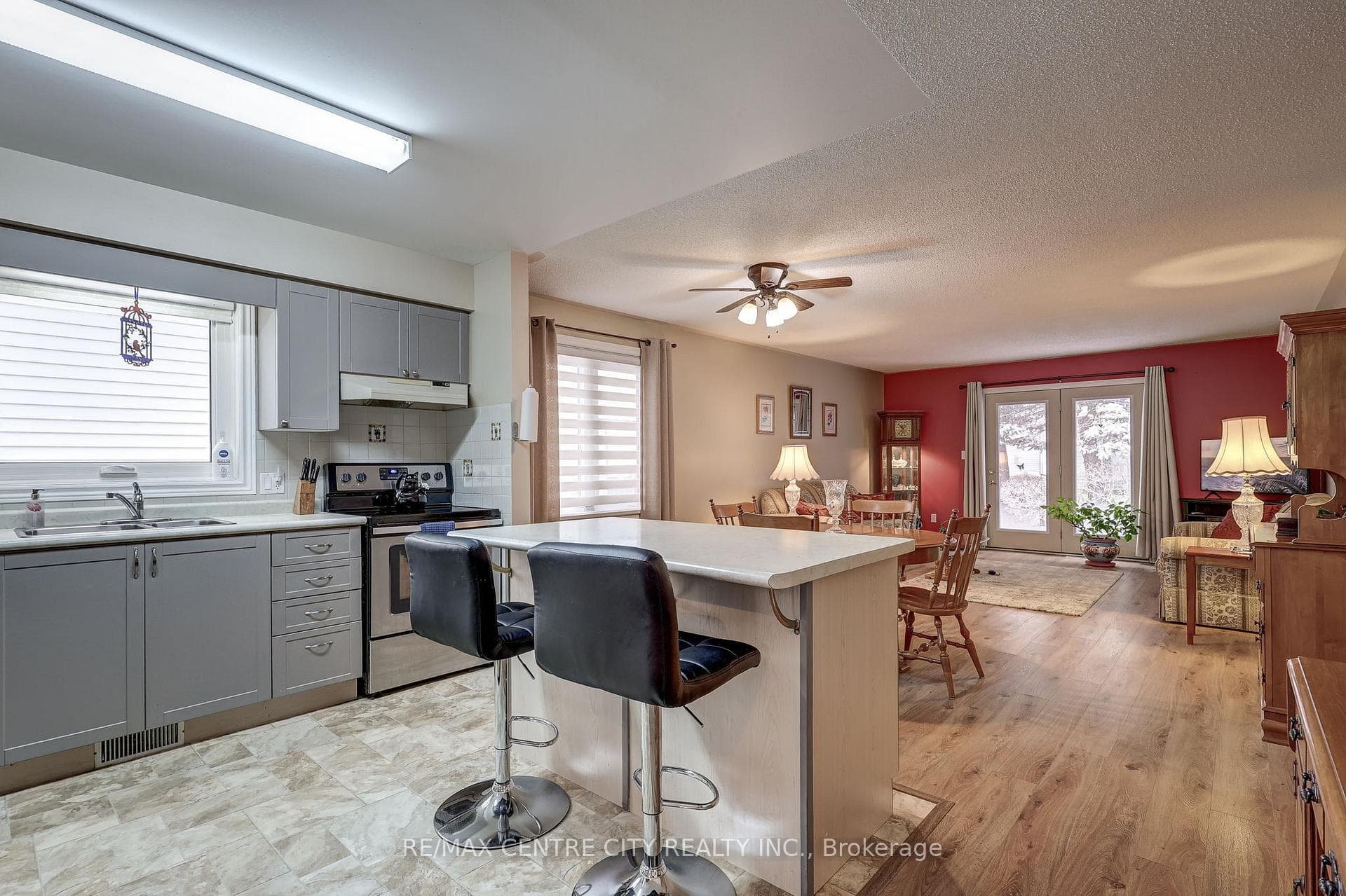 19 Brasher Drive photo 5