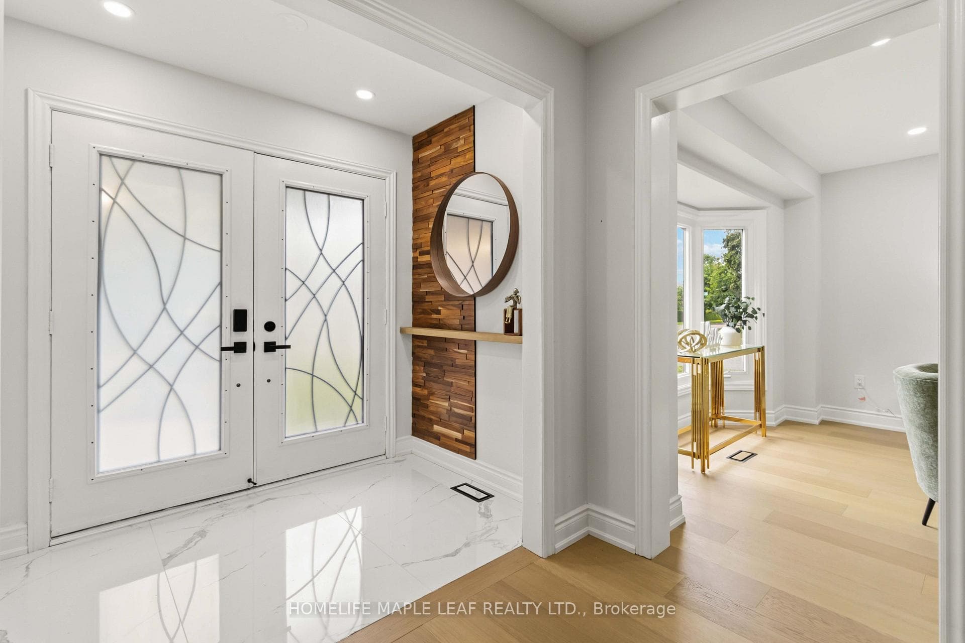 90 Burgby Avenue photo 4