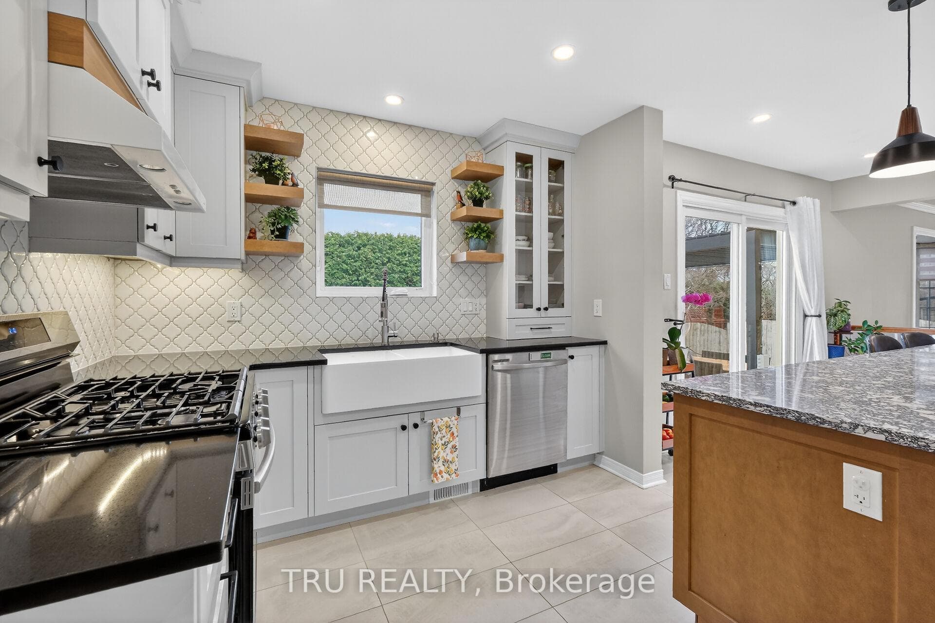 36 James Lewis Avenue photo 10