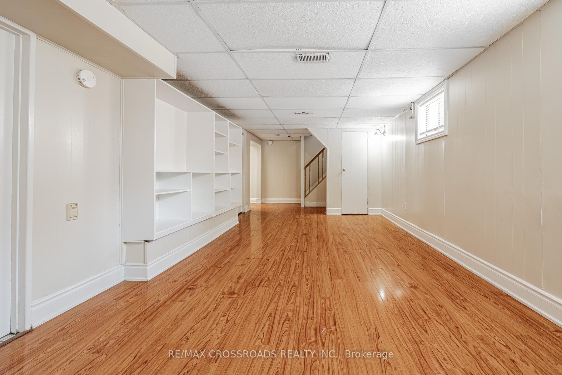 30 Moran Road Unit -Bsmnt photo 4