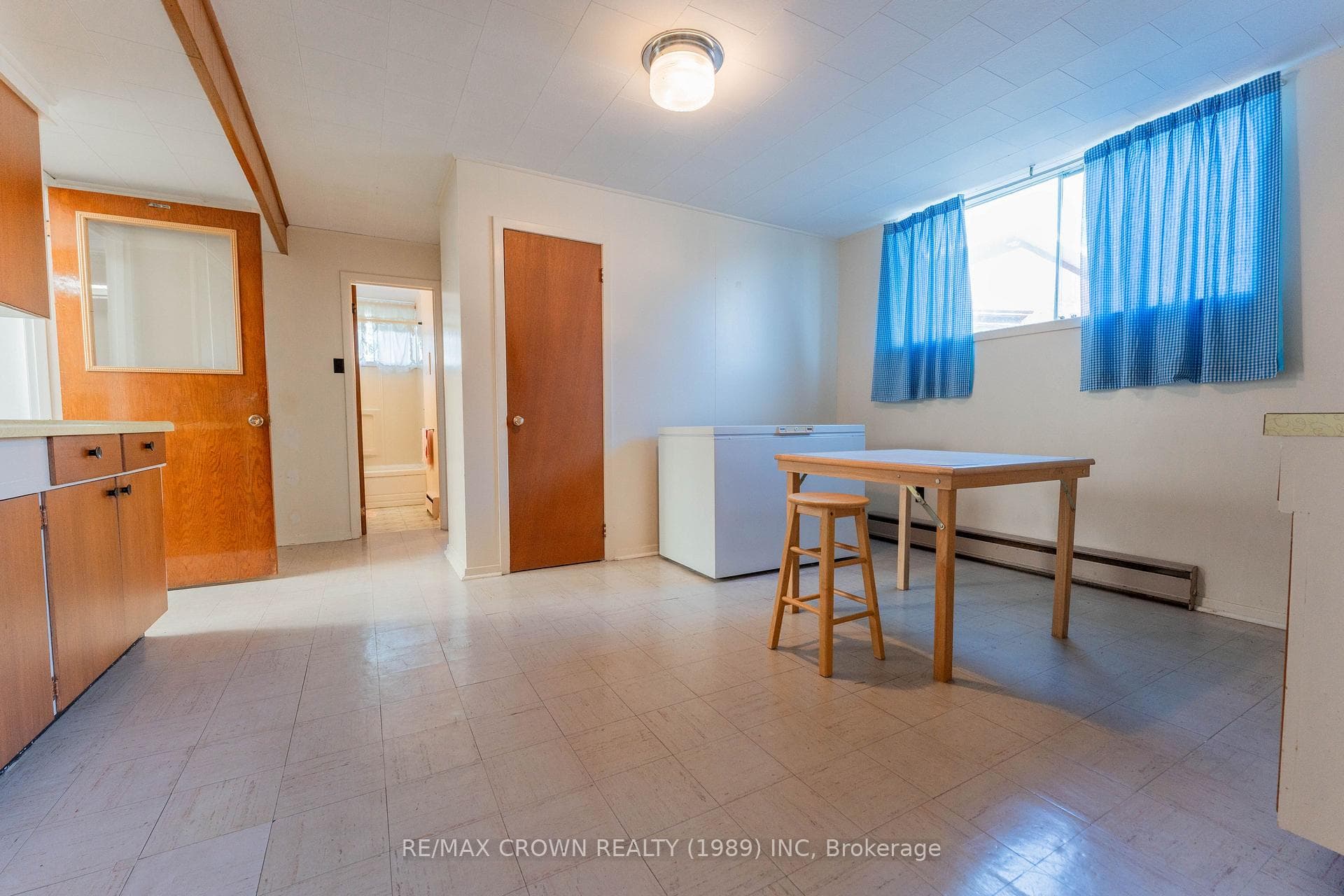 34 Maple Drive photo 25
