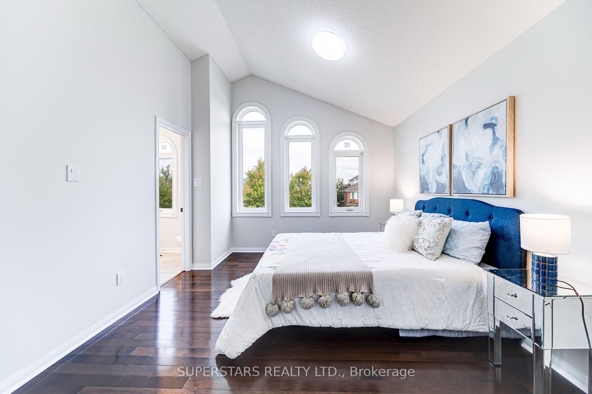 77 Redstone Road photo 23