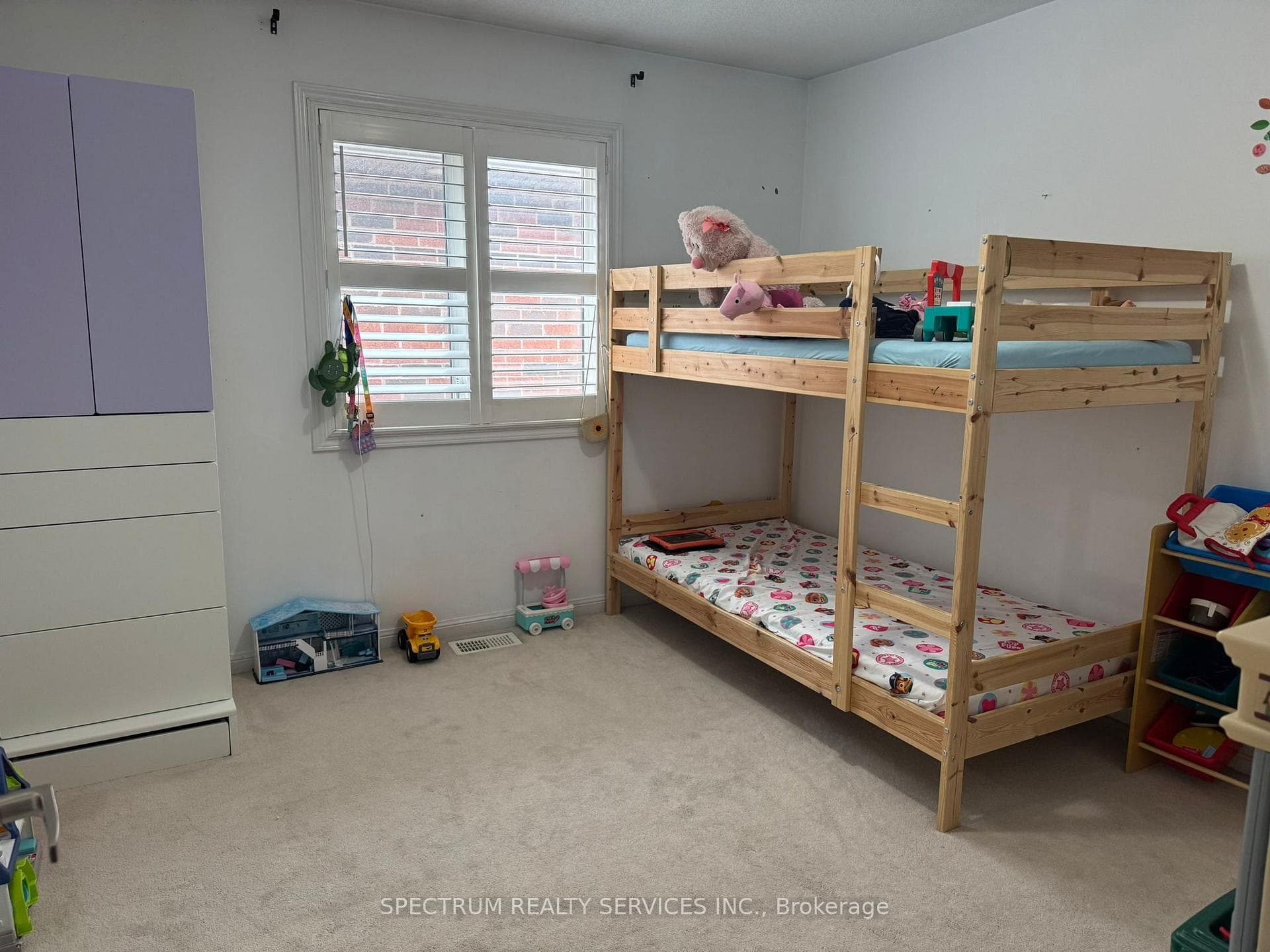 1135 Solomon Court photo 17