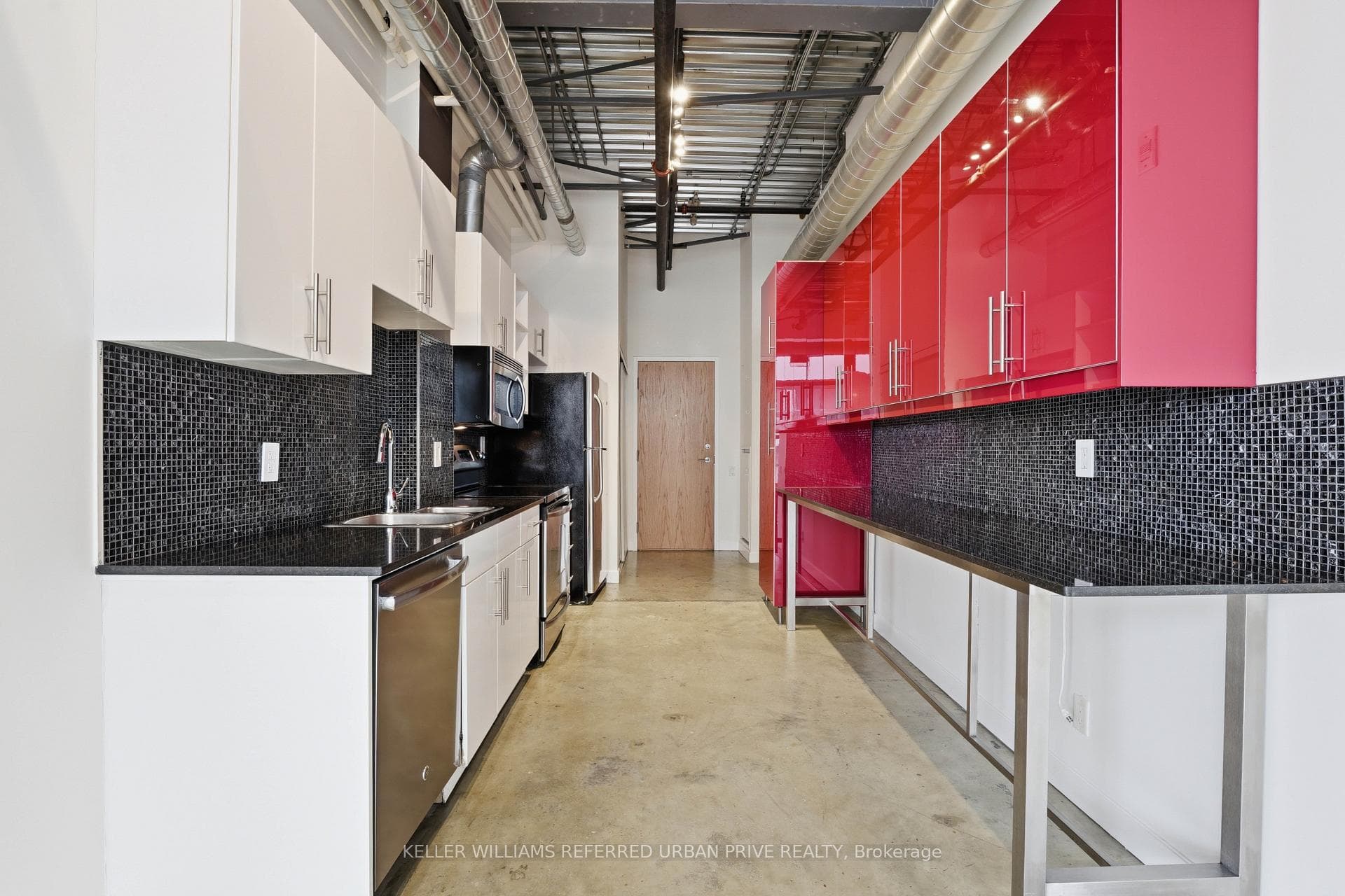363 Sorauren Avenue Unit PH7 photo 4