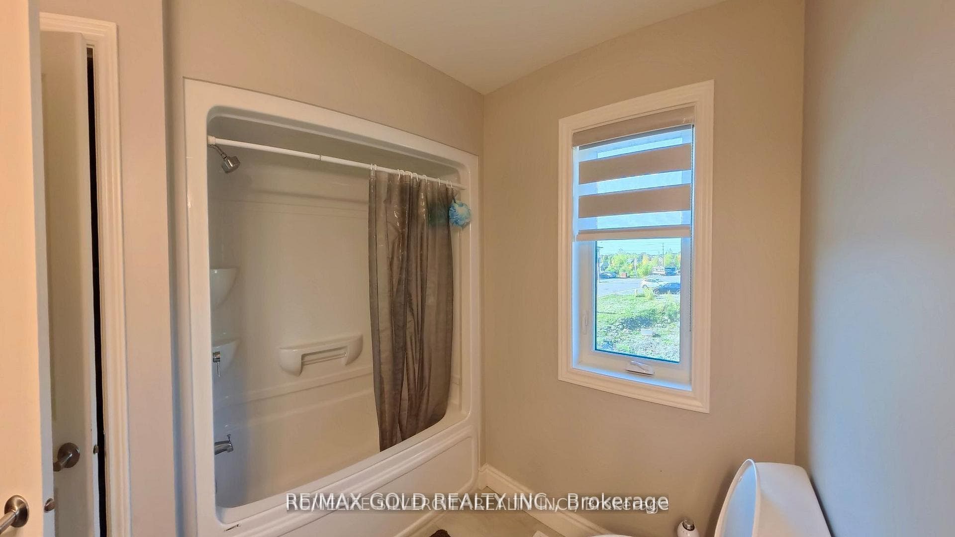 520 Bonaventure Court photo 16