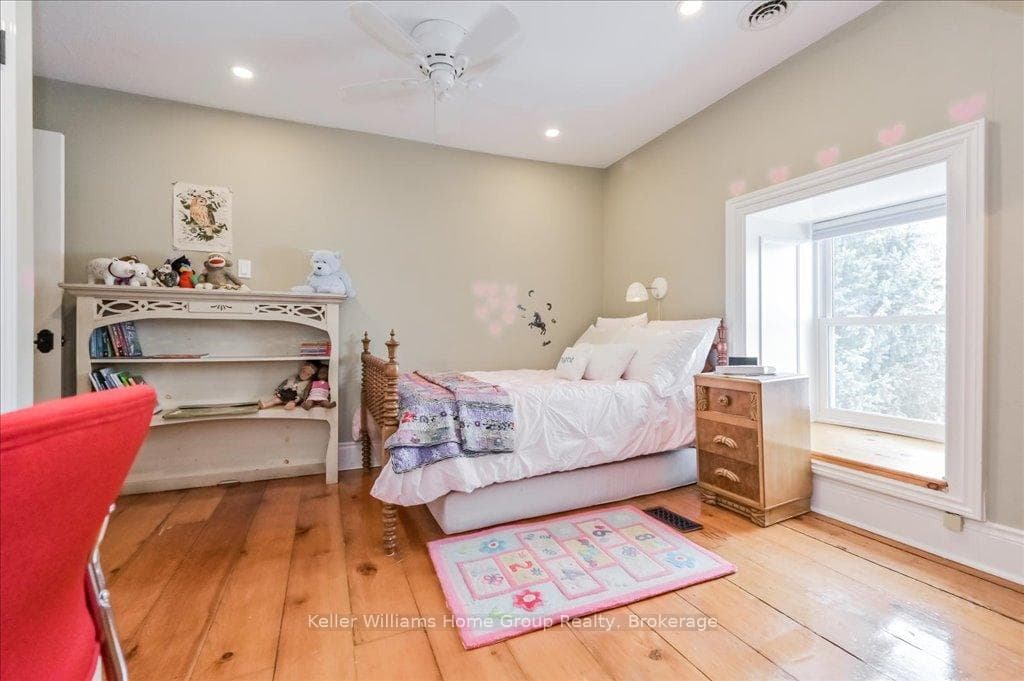 84 East Mill Street photo 25