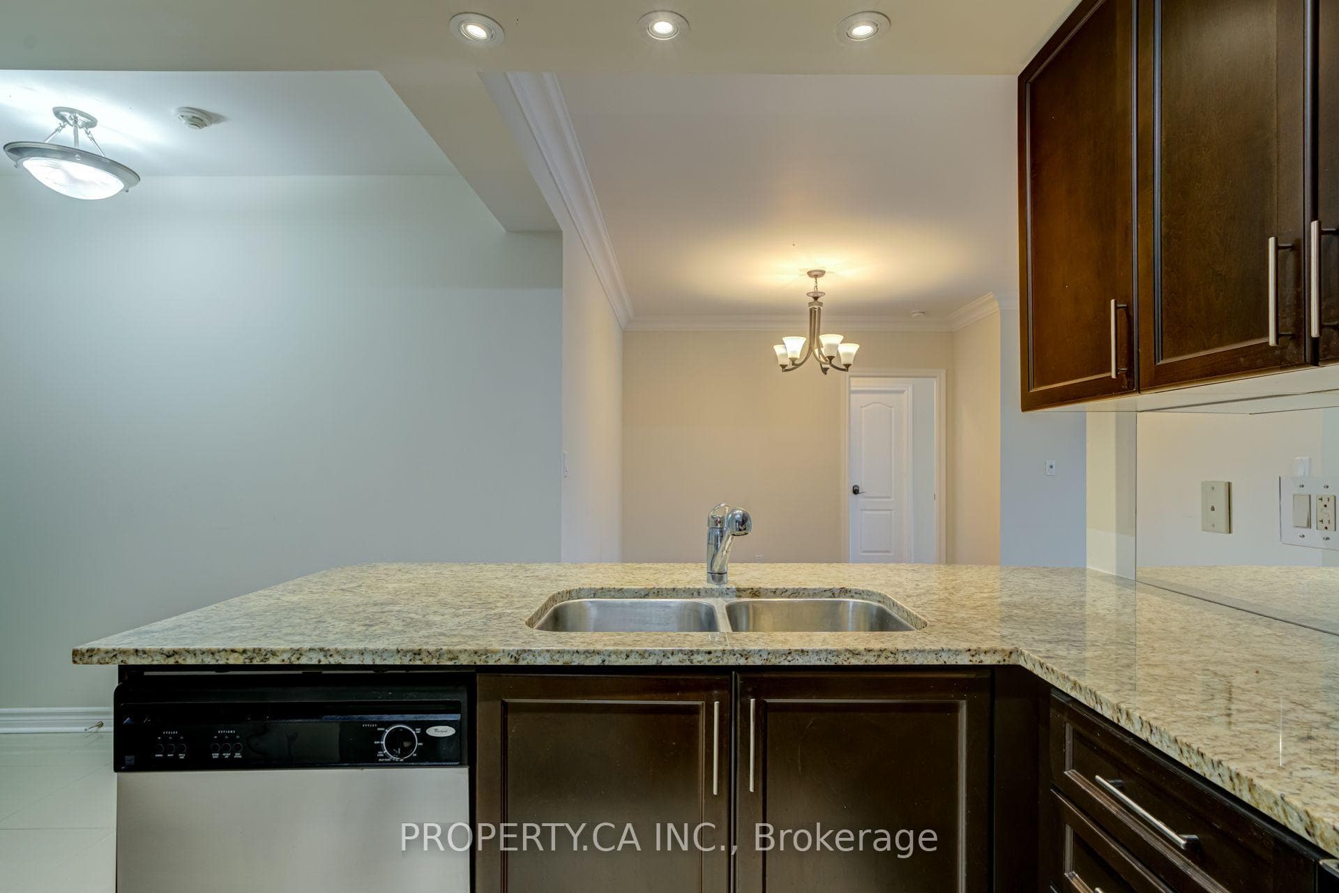 88 Promenade Circle Unit 201 photo 8