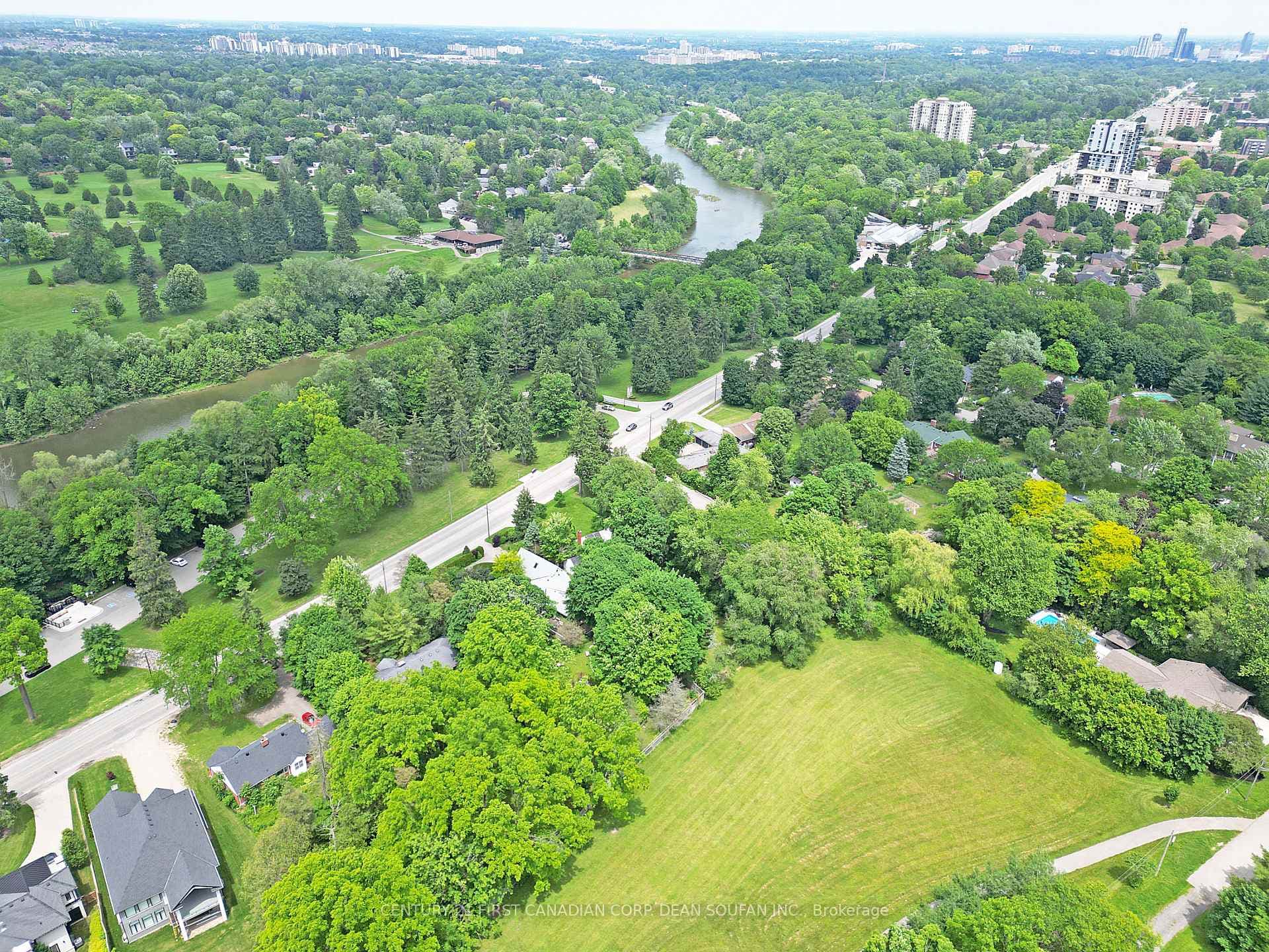 740 Springbank Drive photo 3
