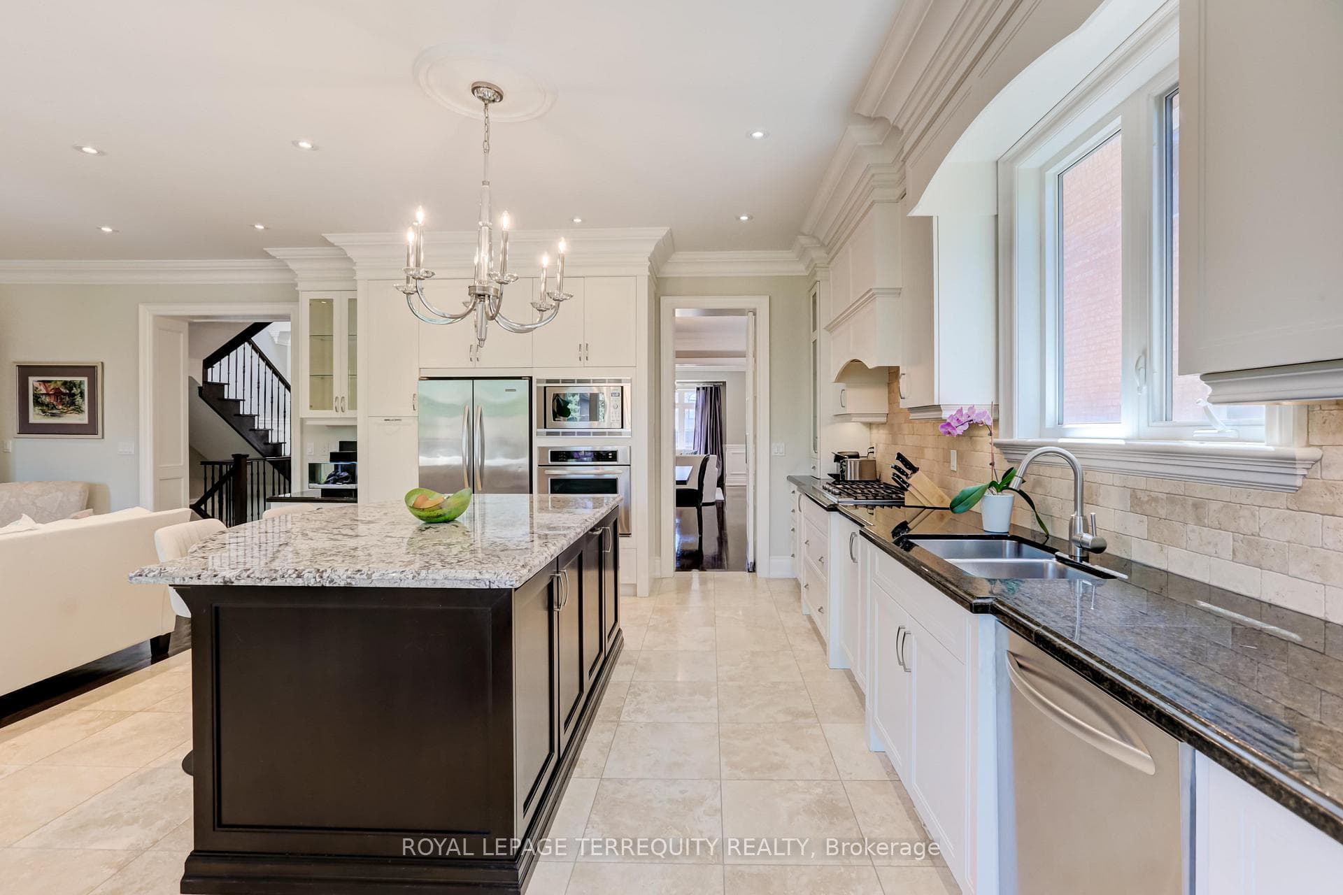 222 Horsham Avenue photo 11