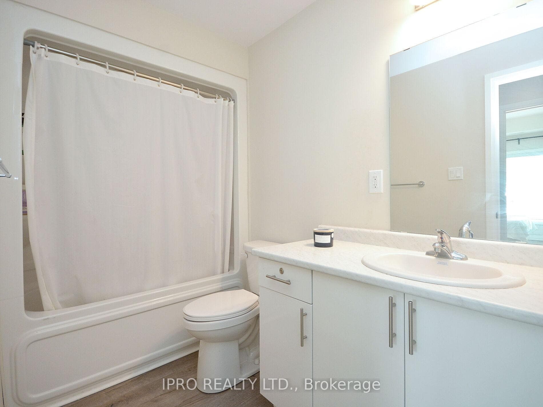 610 Farmstead Drive Unit 128 photo 20