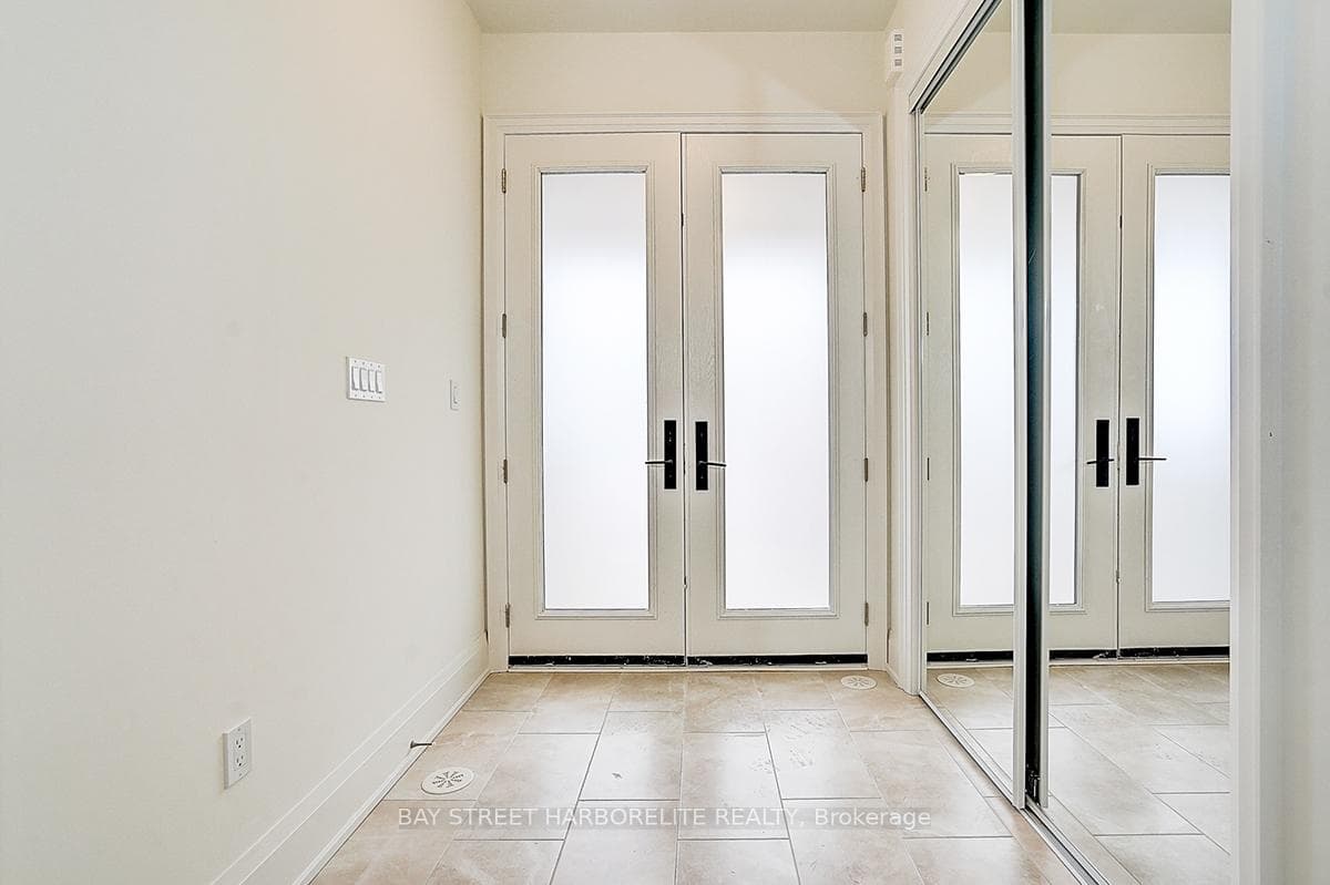 3297 Azam Way photo 2