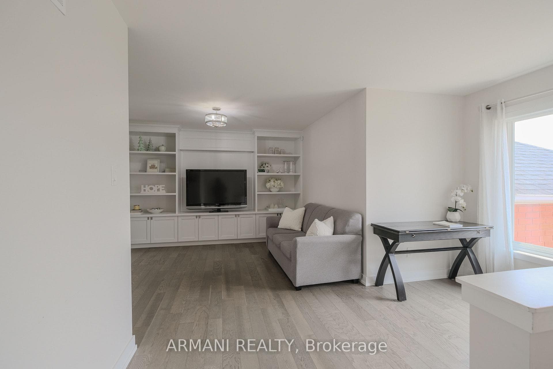 FAMILY ROOM/ DEN