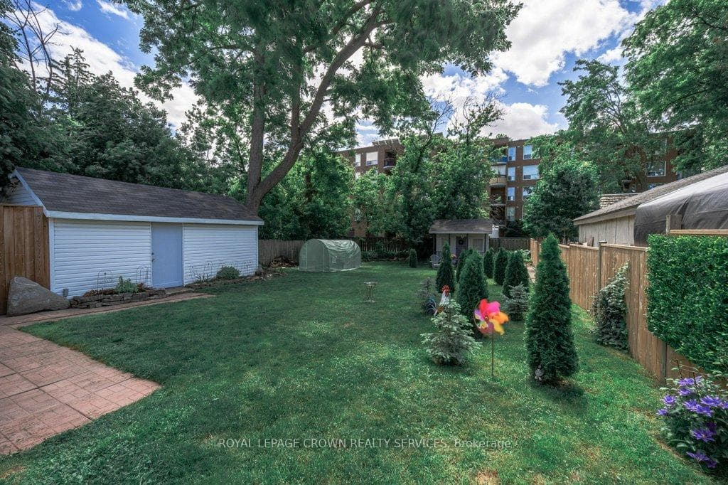 89 Concession Street photo 27