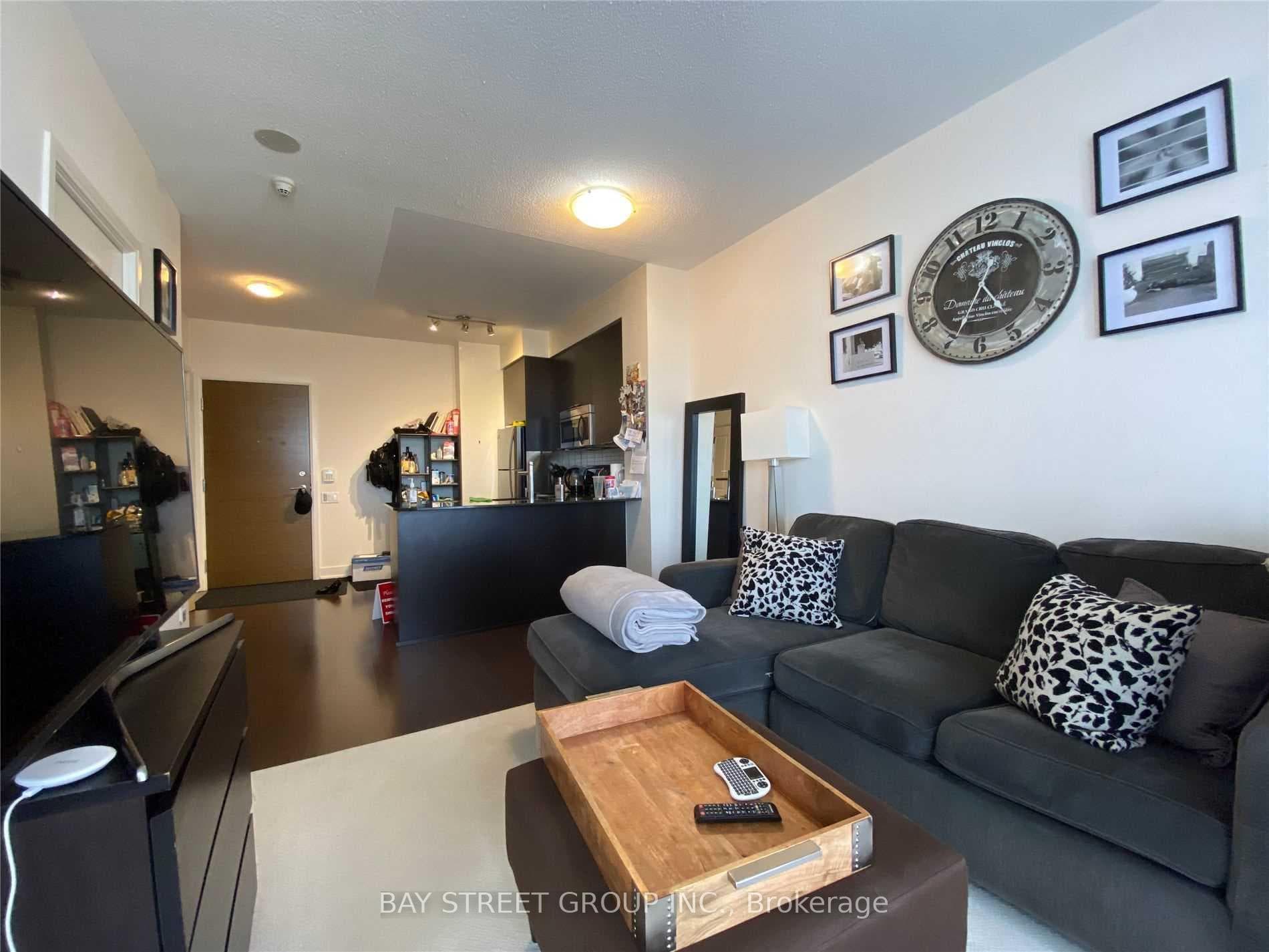 23 Sheppard Avenue Unit 1906 photo 10