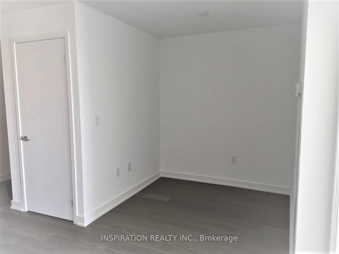 11 Wellesley Street Unit 5306 photo 3