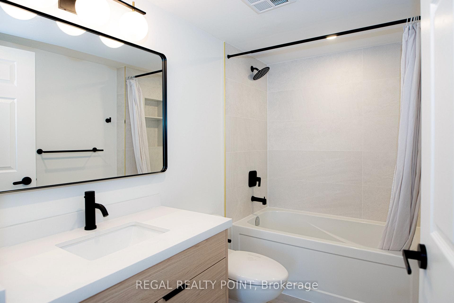 80 Harrison Garden Boulevard Unit 1016 photo 11