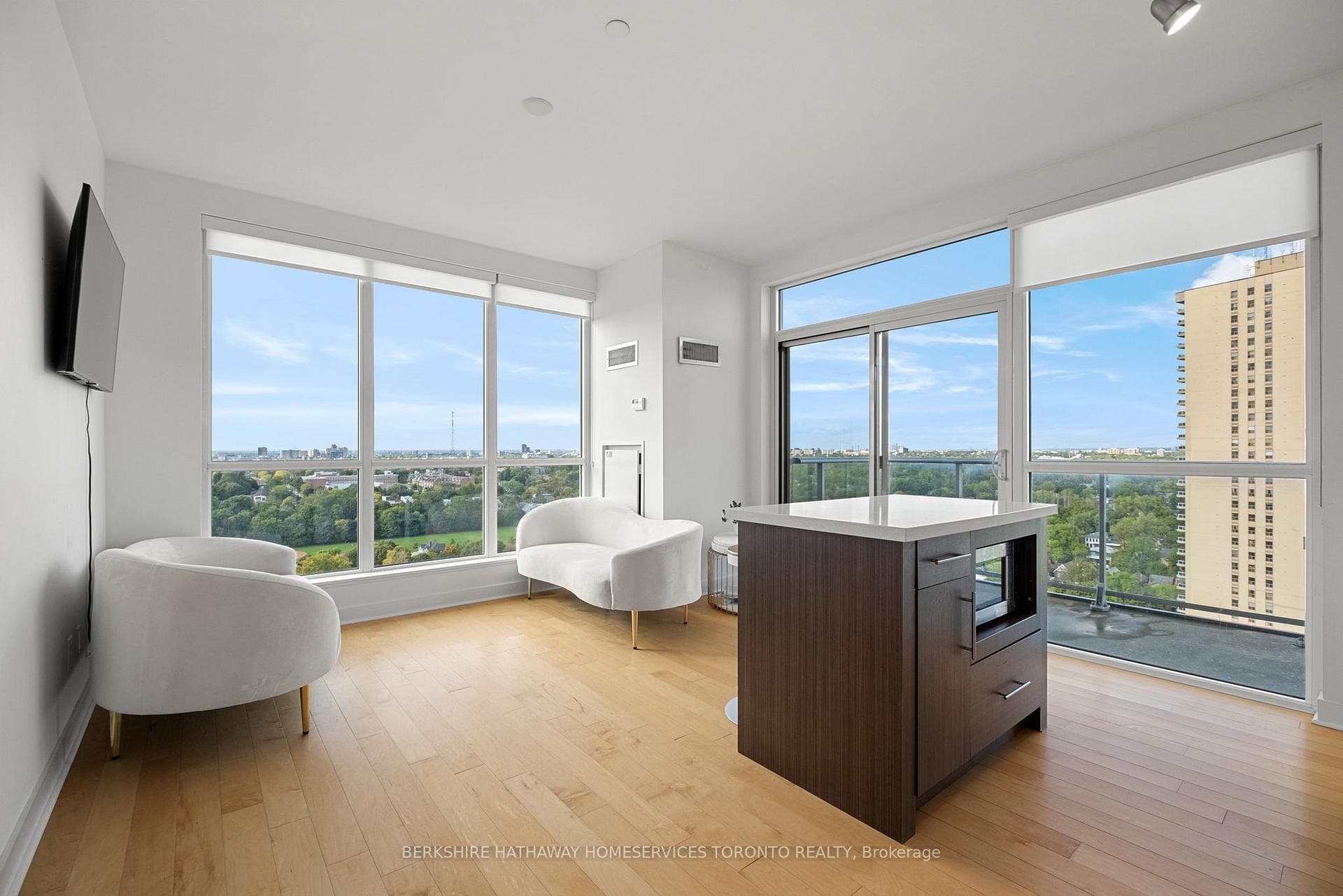 58 Orchard View Boulevard Unit Ph02 photo 1