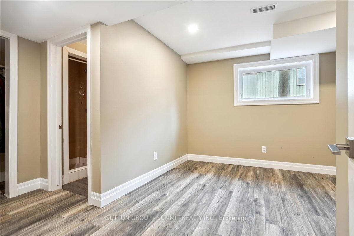 760 King Road photo 31