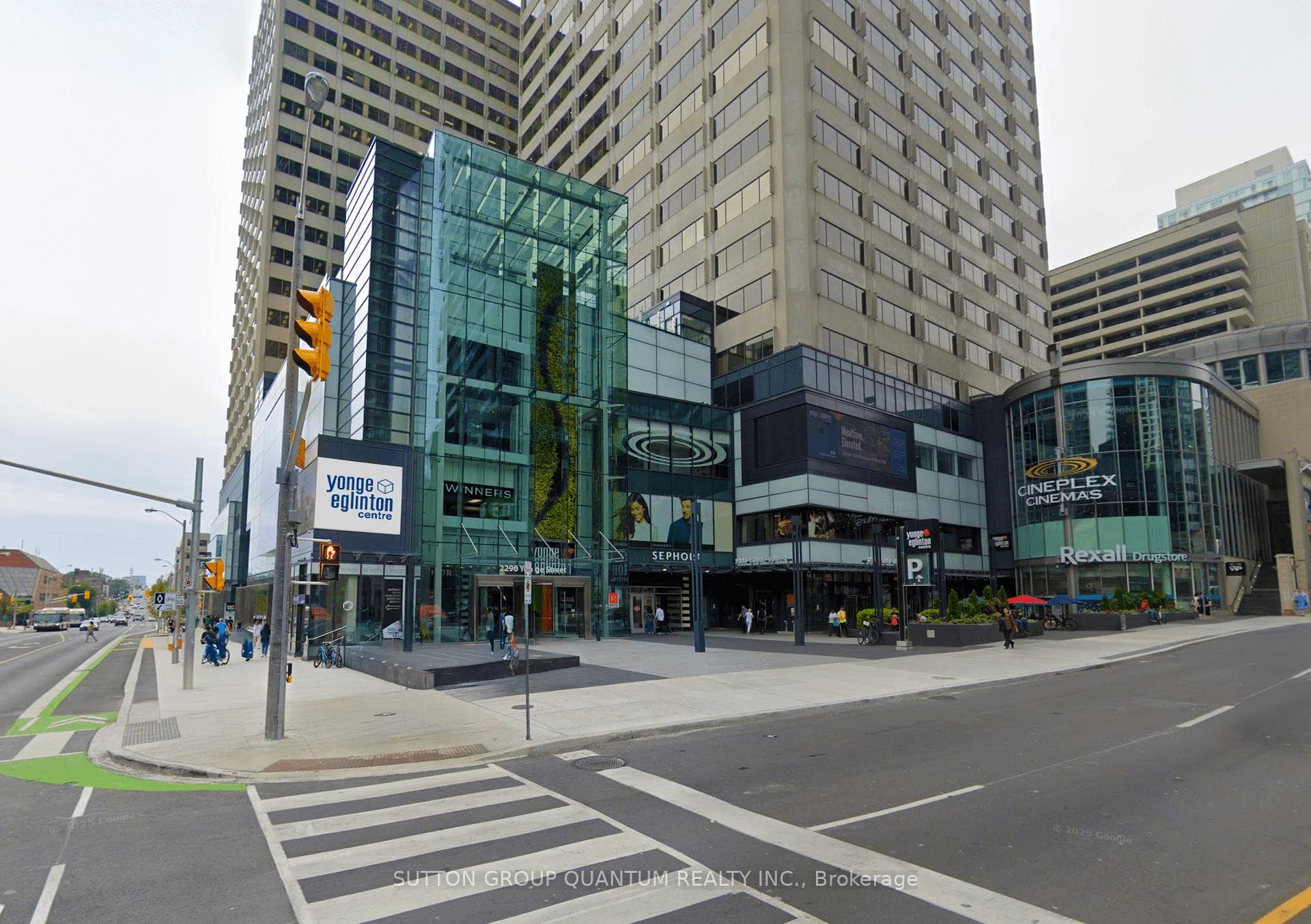 2221 Yonge Street Unit 4003 photo 45