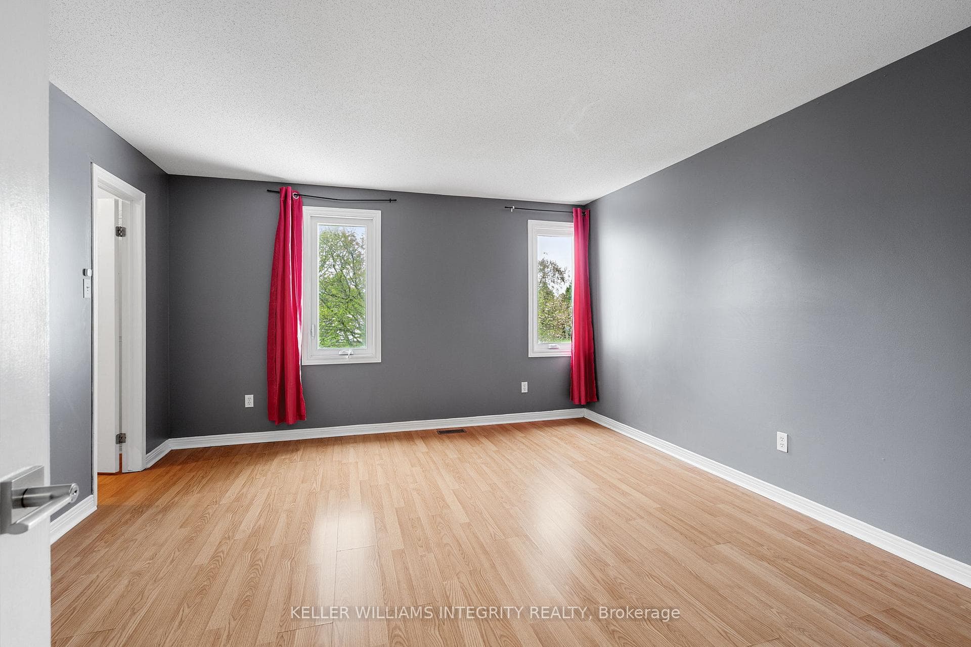 1450 Corsham Avenue photo 14