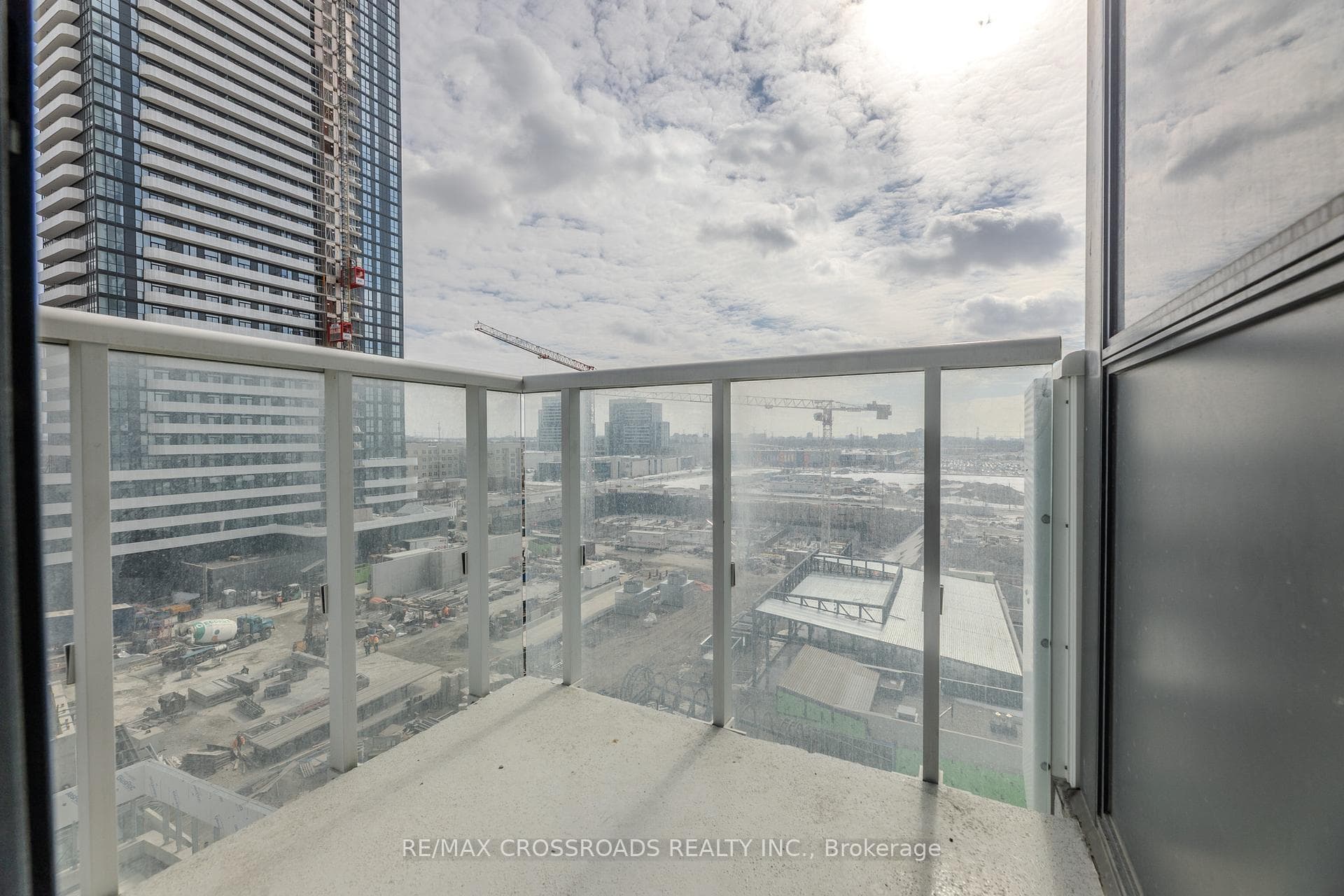 225 Commerce Street Unit 702 photo 14