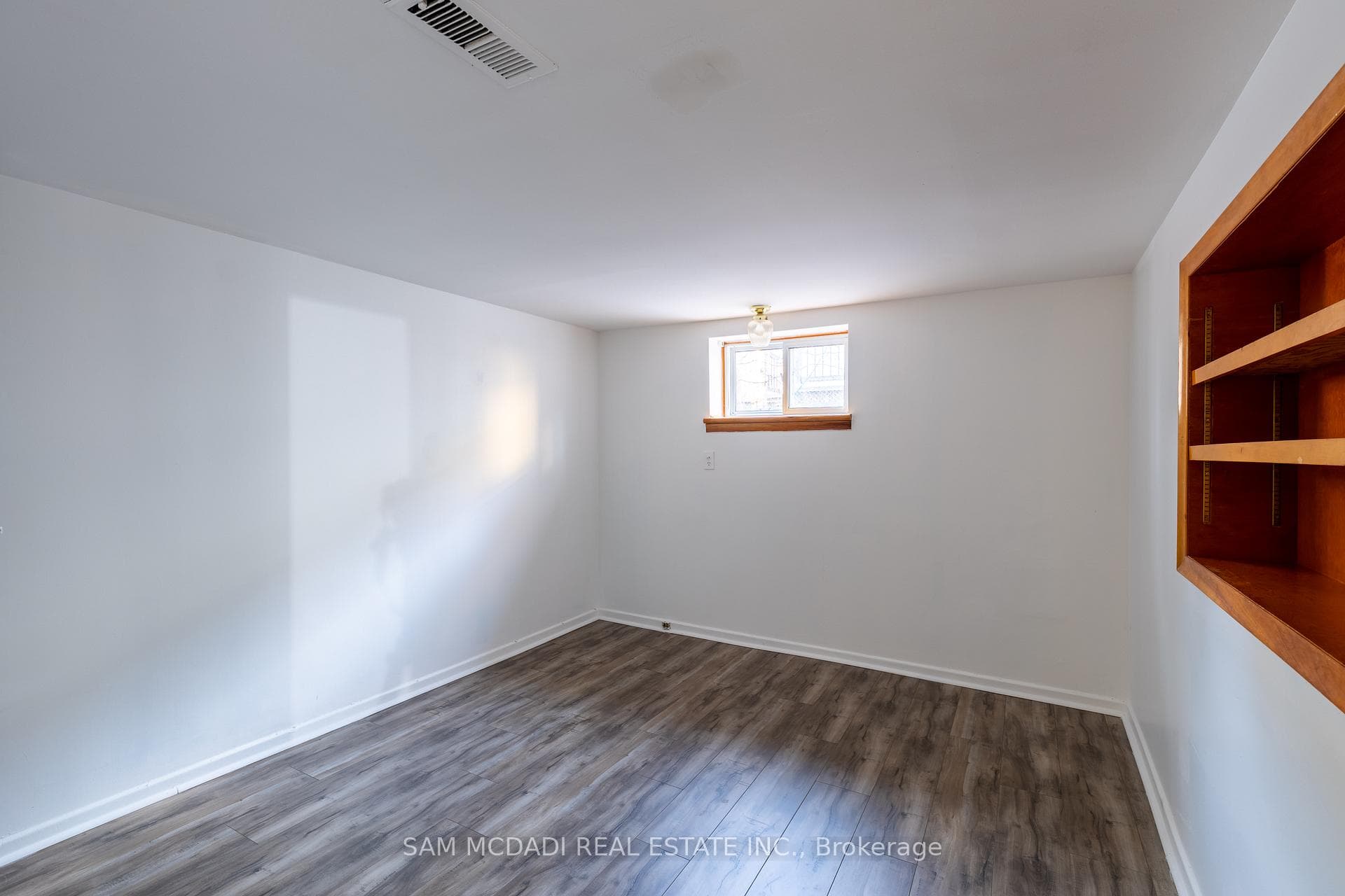 482 Brookside Drive photo 24