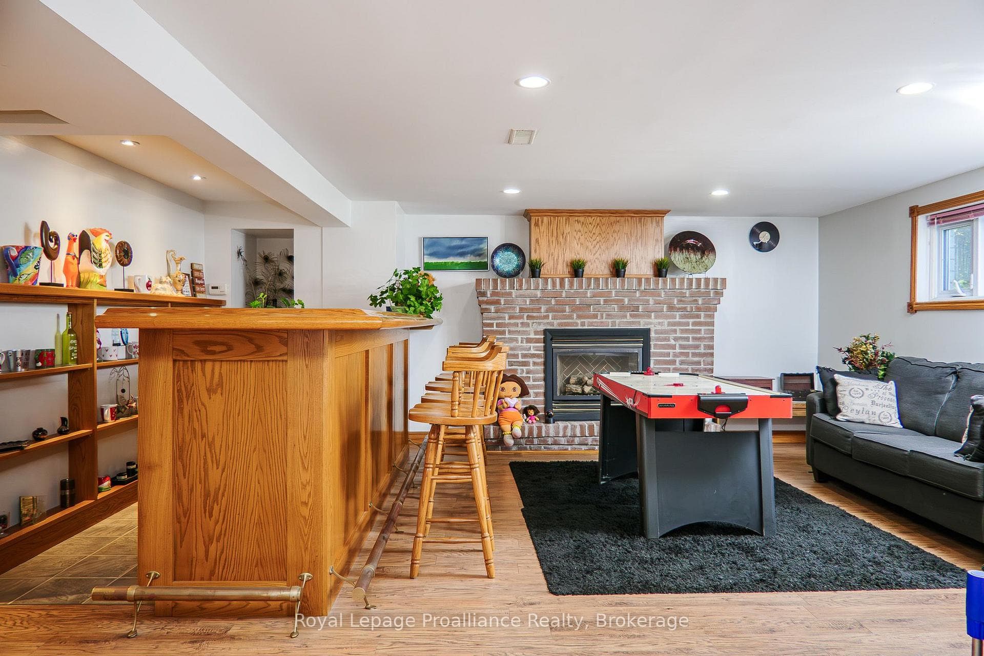 44 Ireland Drive photo 25