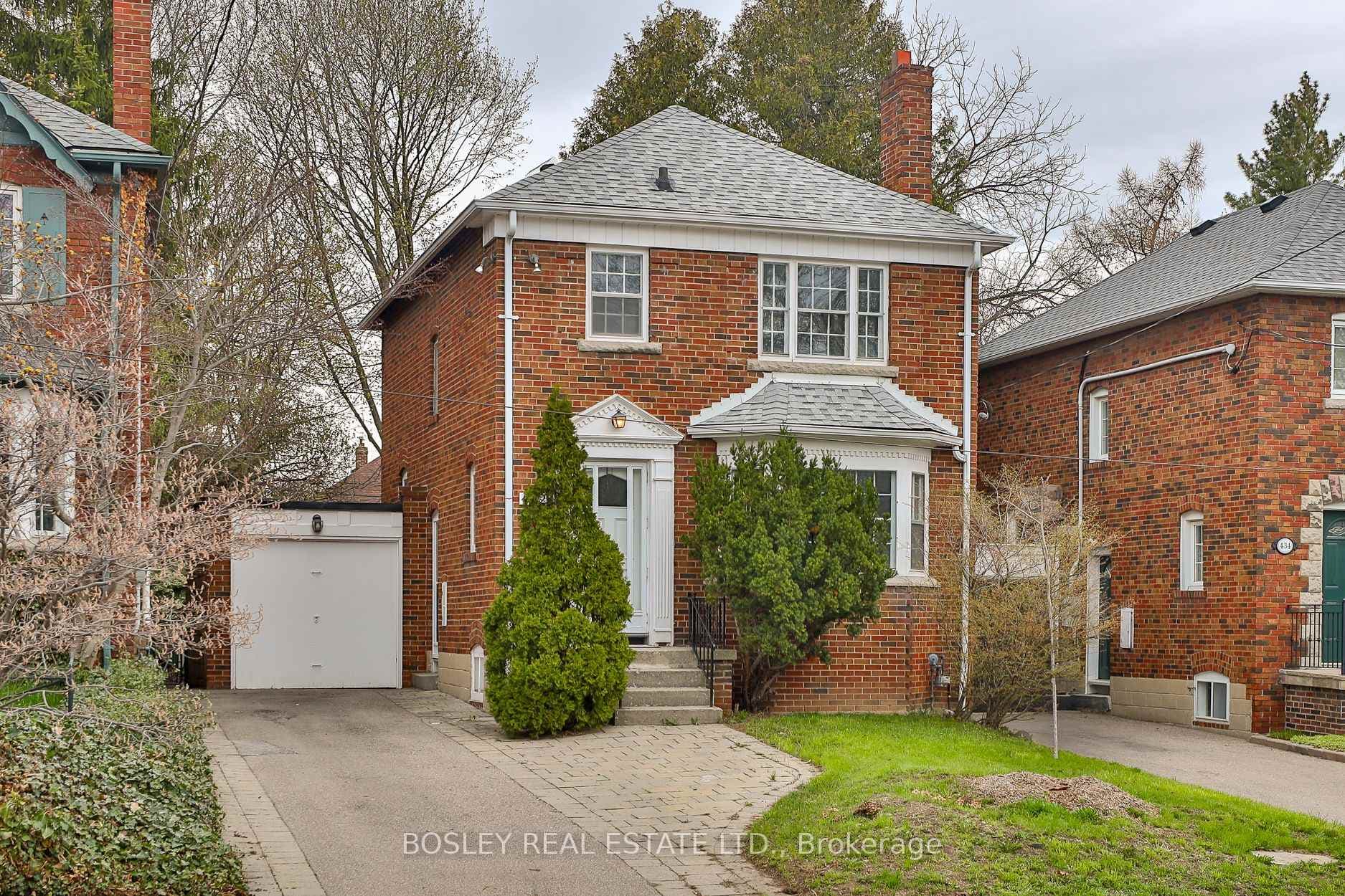 432 Broadway Avenue photo 2