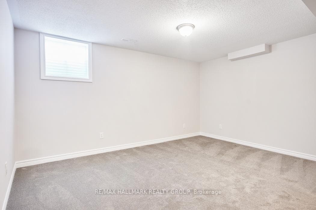 221 Merak Way photo 33