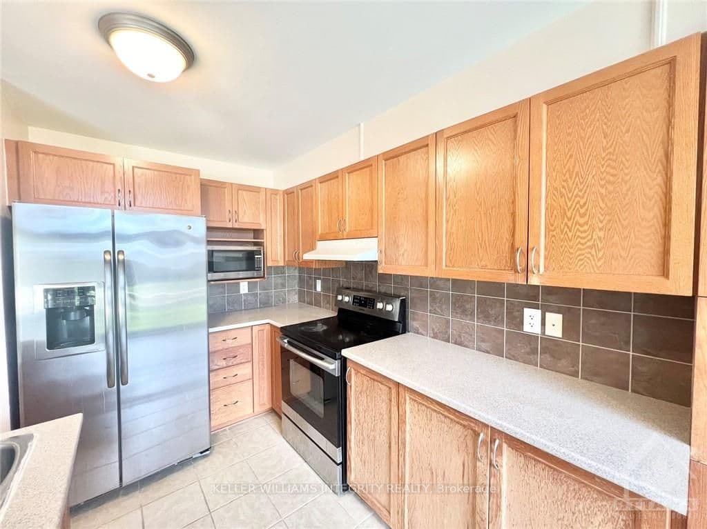 102 BRADY Avenue photo 13