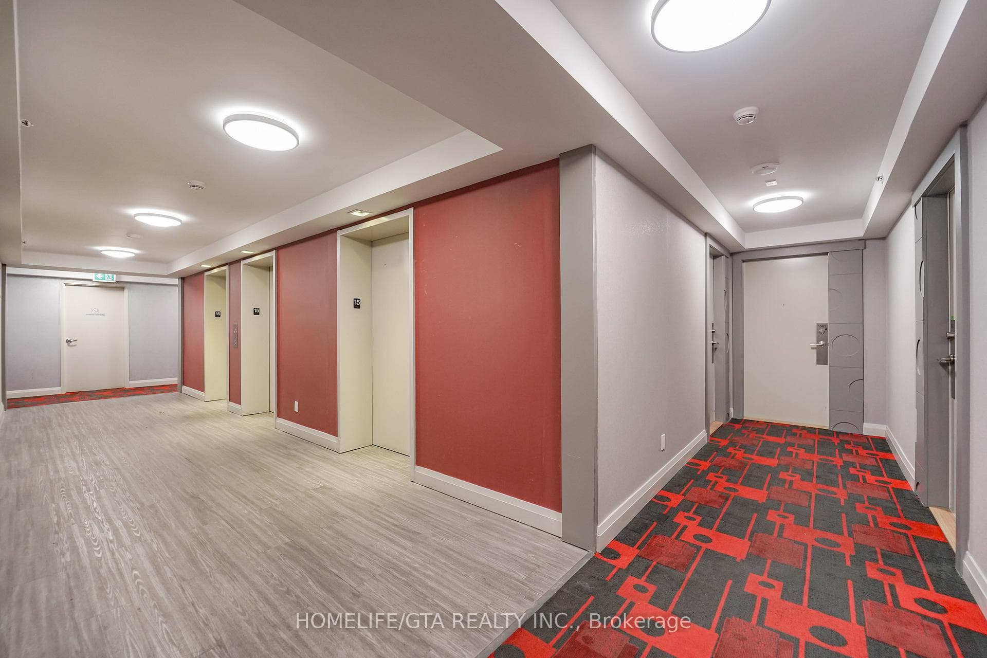 30 Meadowglen Place Unit 1501 photo 10