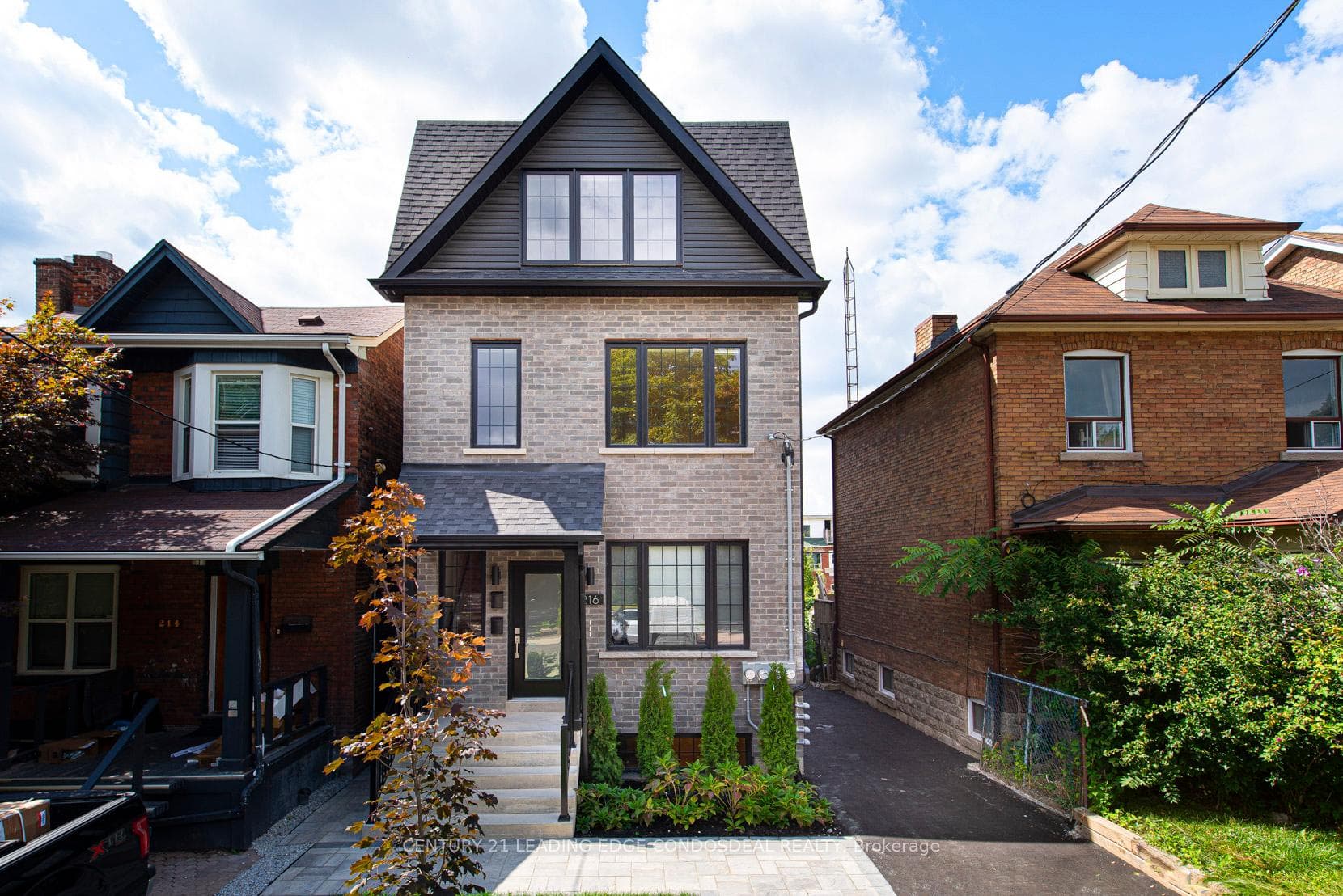 216 Glenholme Avenue Unit B photo 1