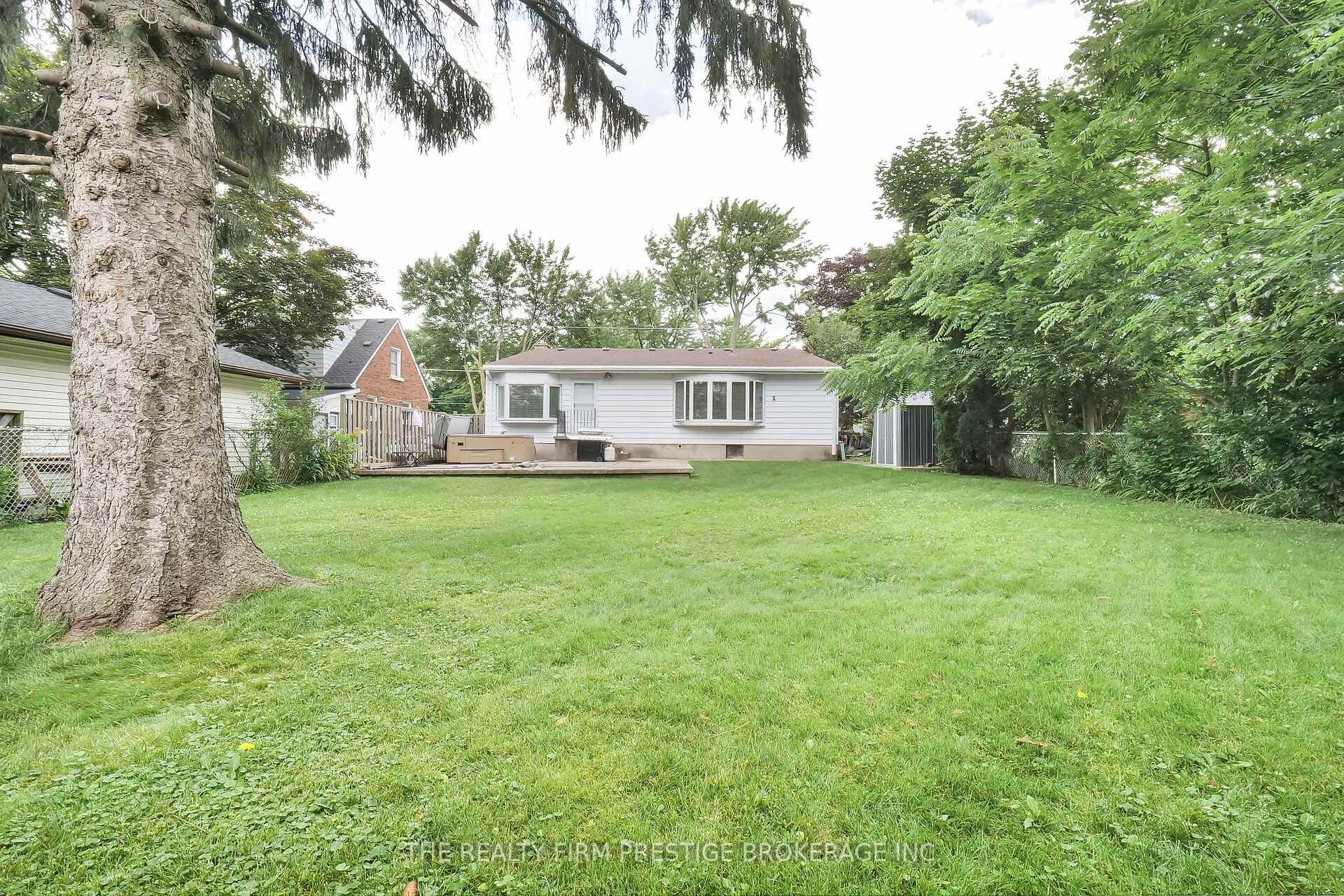 1865 Park Avenue photo 20