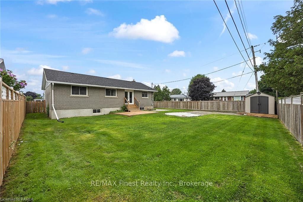 2 PRINCETON Place photo 34