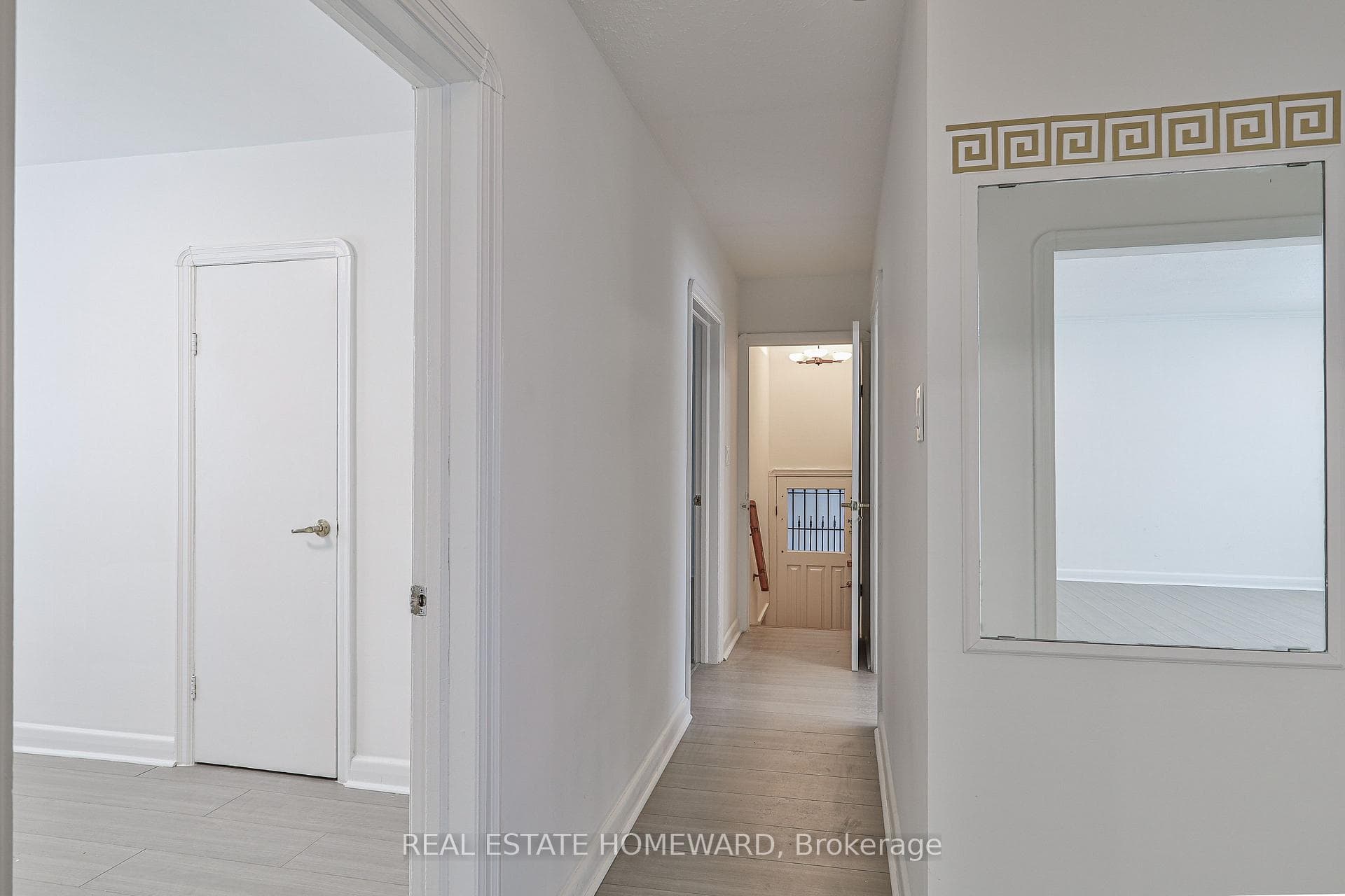 104 Crestwood Road Unit Main photo 18