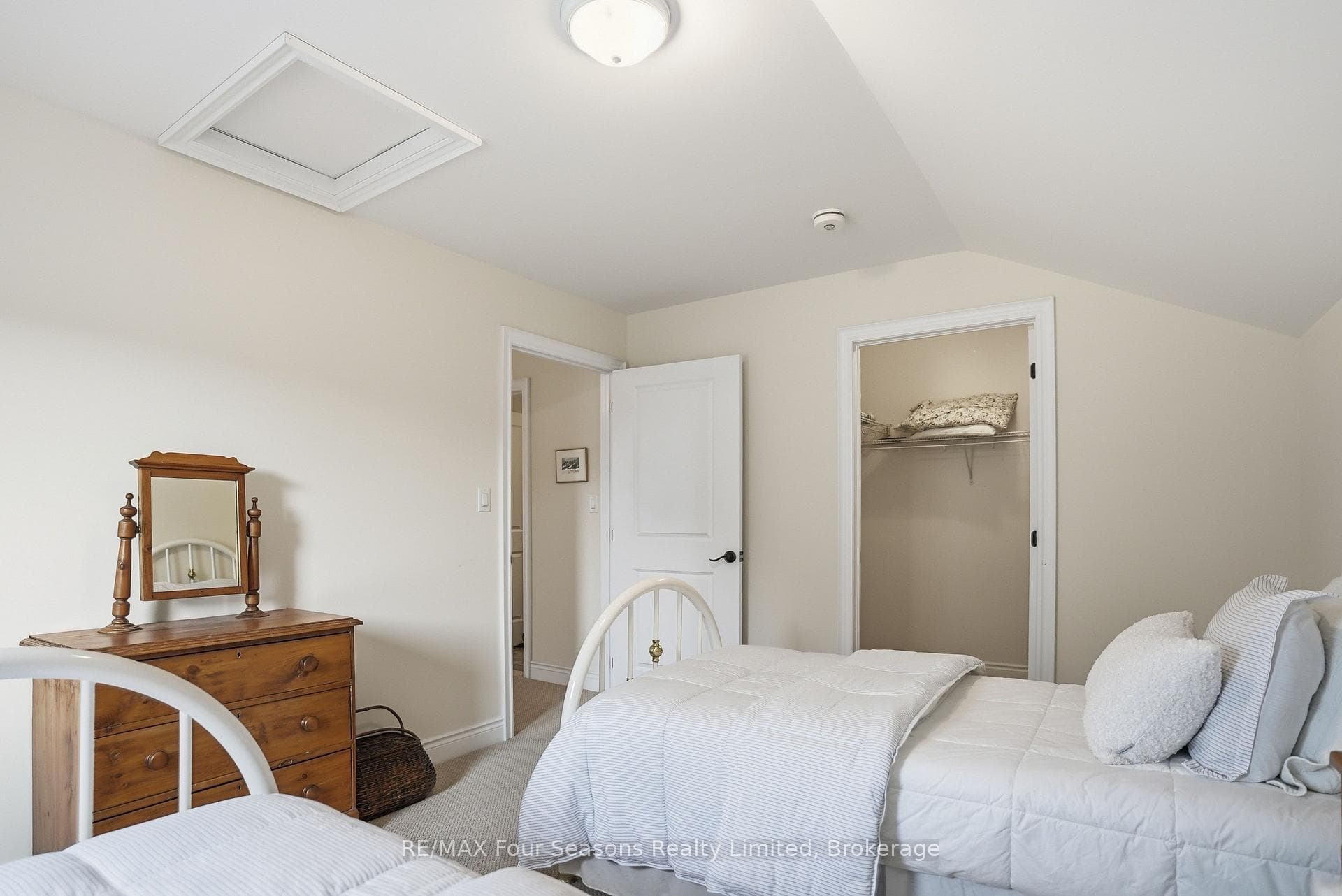 Bedroom 3 -Upper