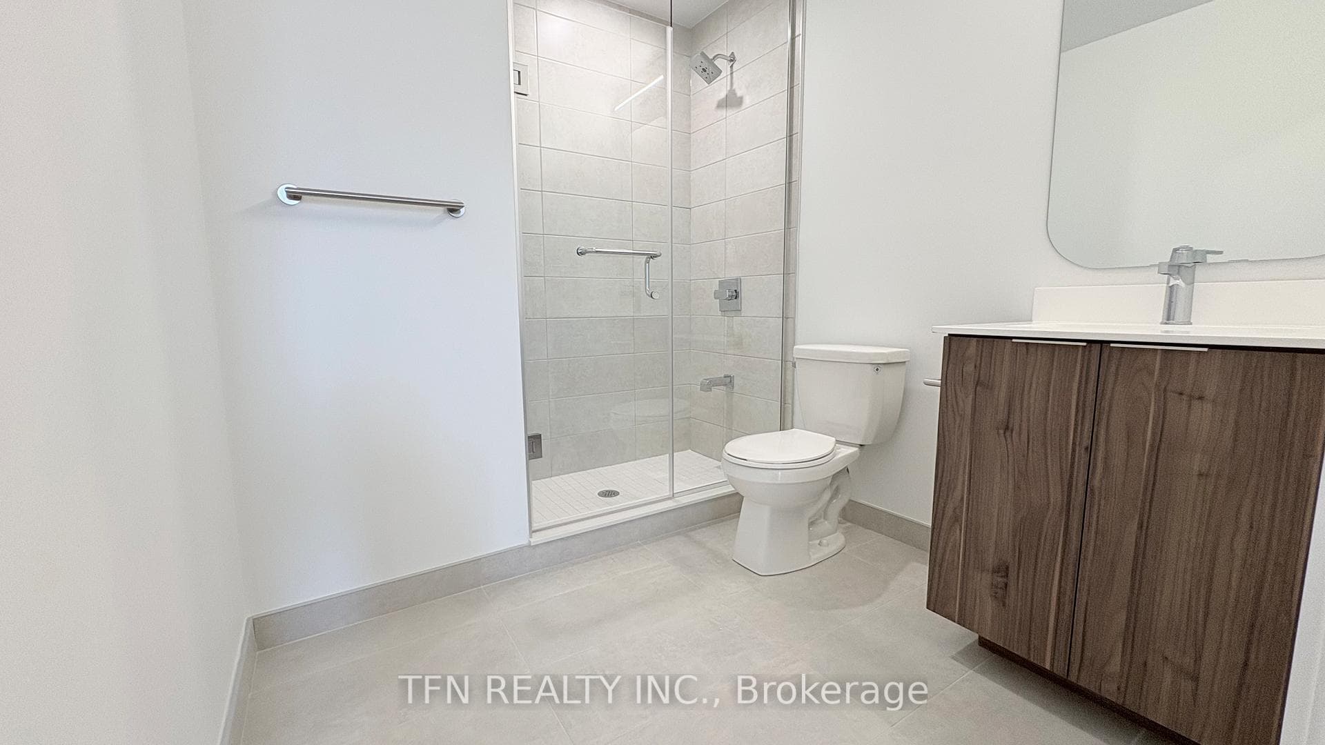 15 Richardson Street Unit 1609 photo 7