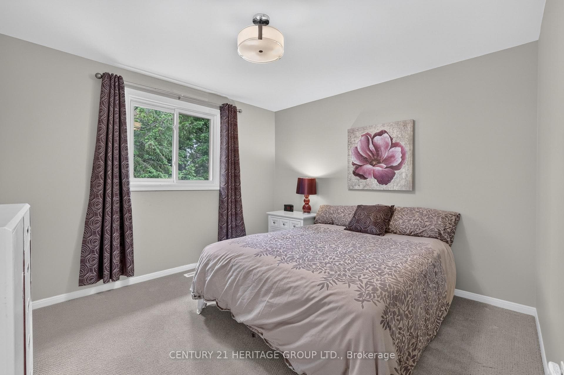 28 Innis Crescent photo 31