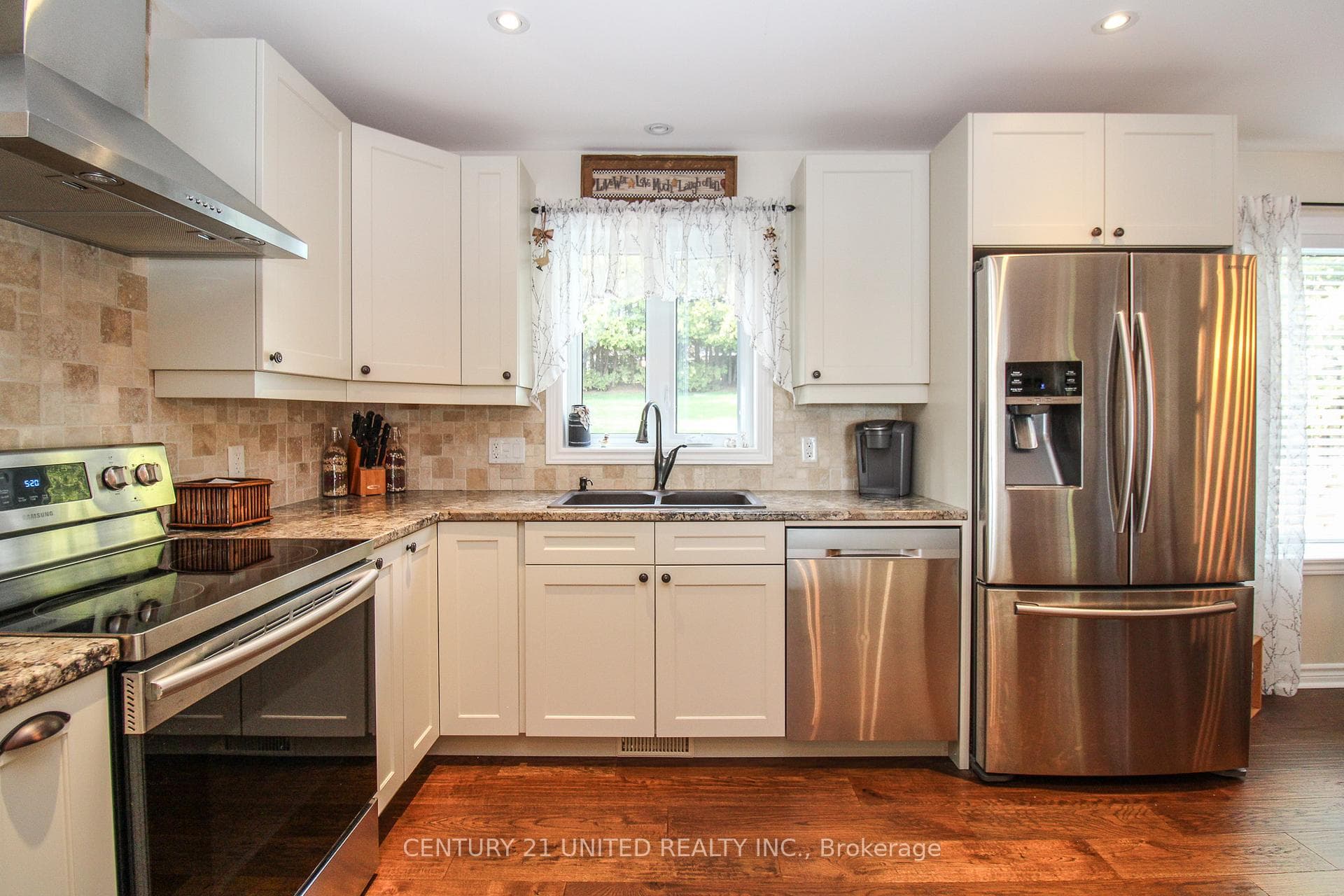 47 Darling Drive photo 11