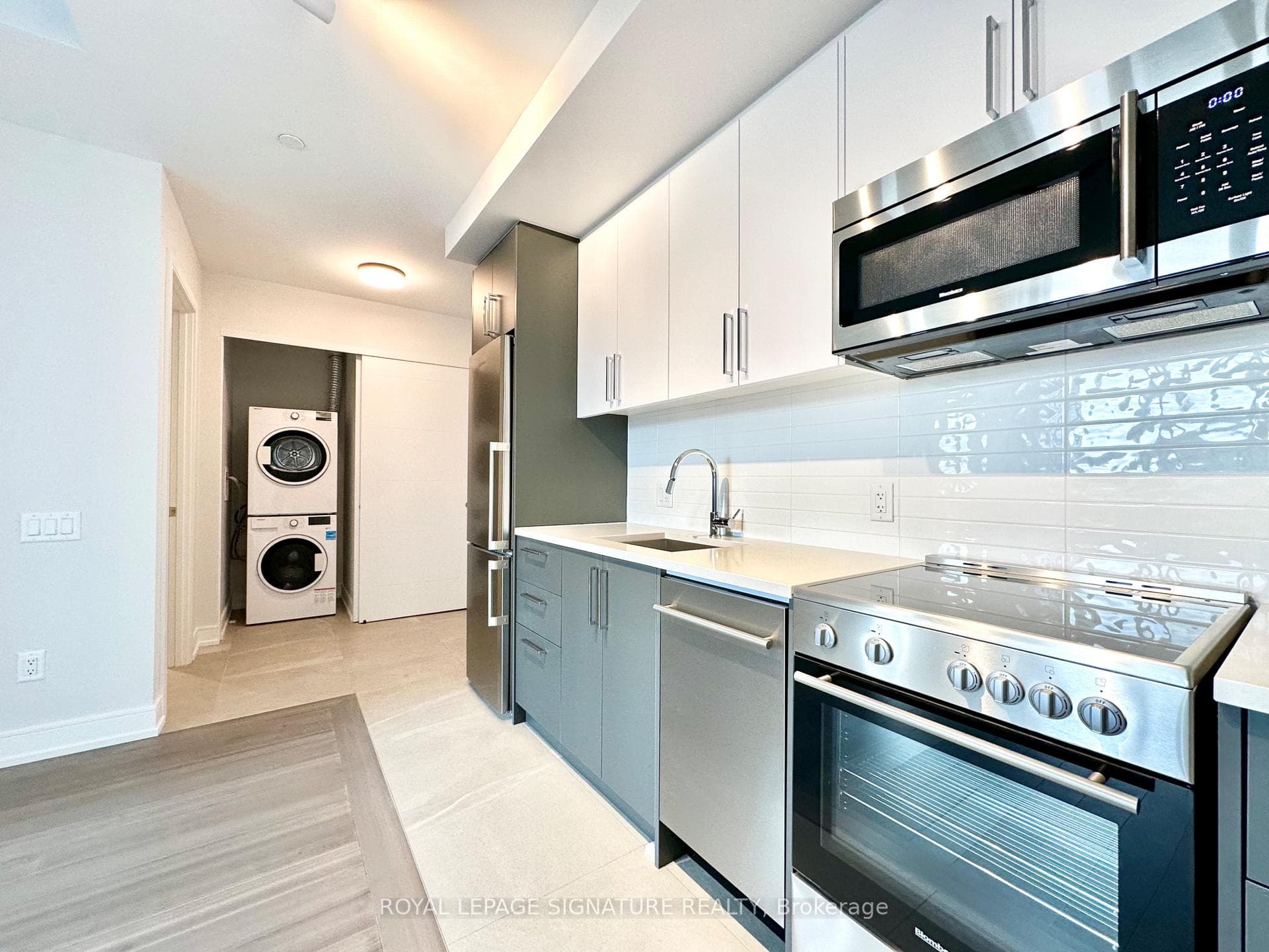 664 Spadina Avenue Unit 501 photo 9