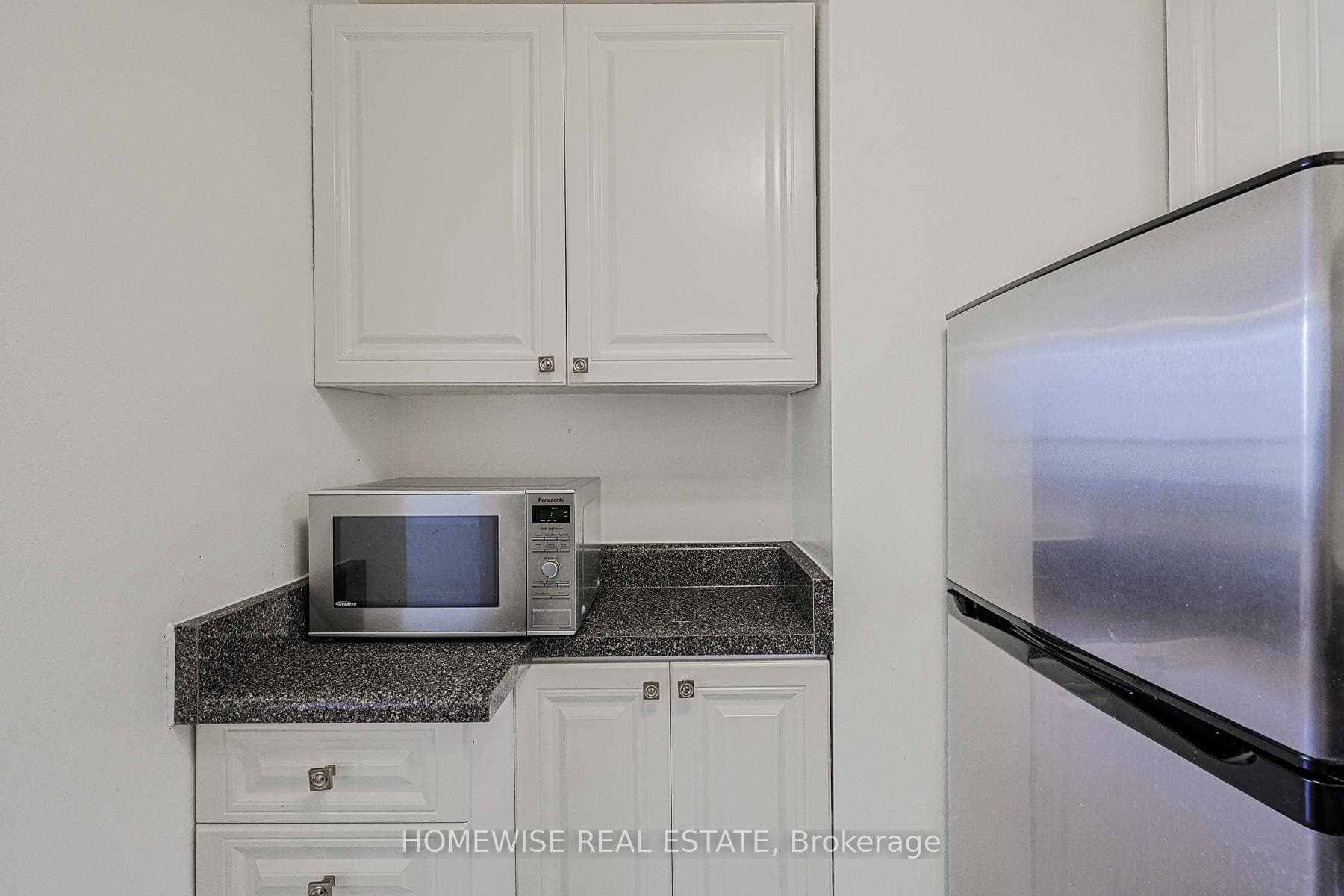 485 Kingston Road Unit 714 photo 4