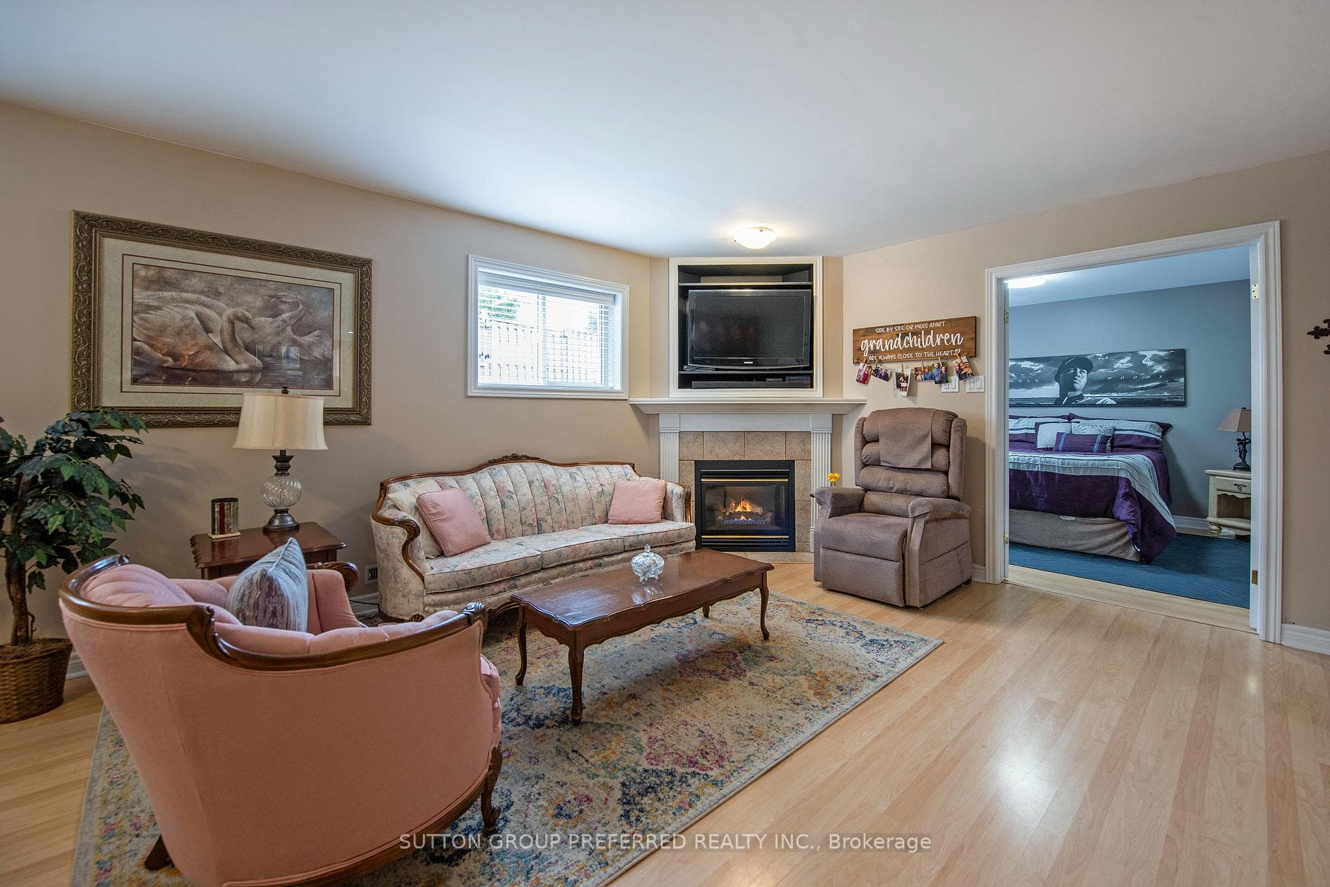 631 Thornwood Court photo 34