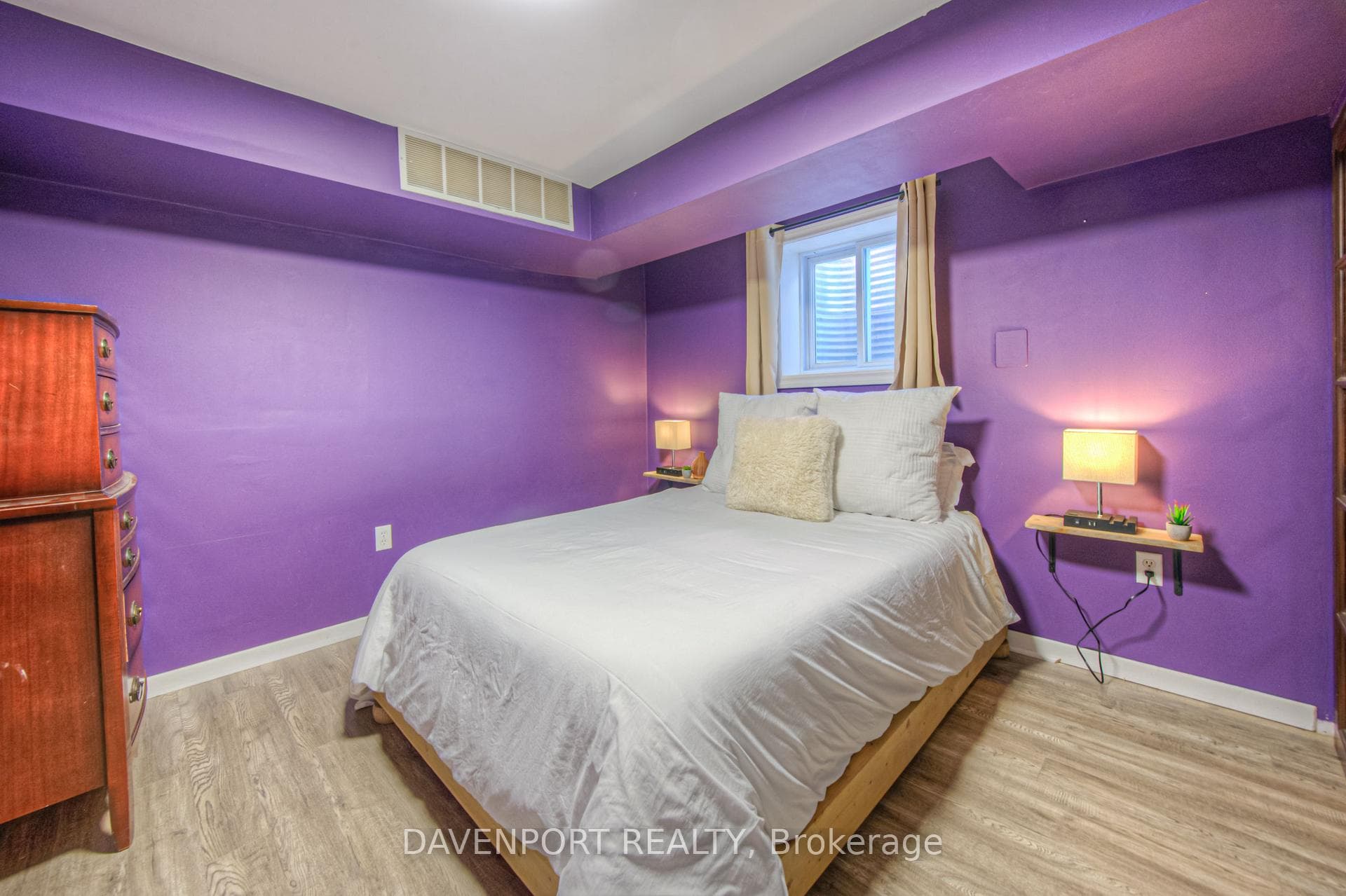 2681 Romark Mews photo 32