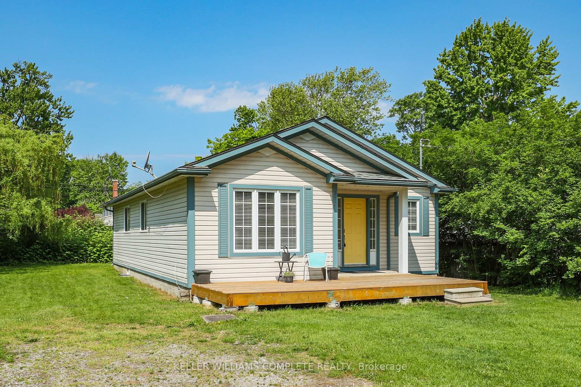375 Cherrywood Avenue photo 4