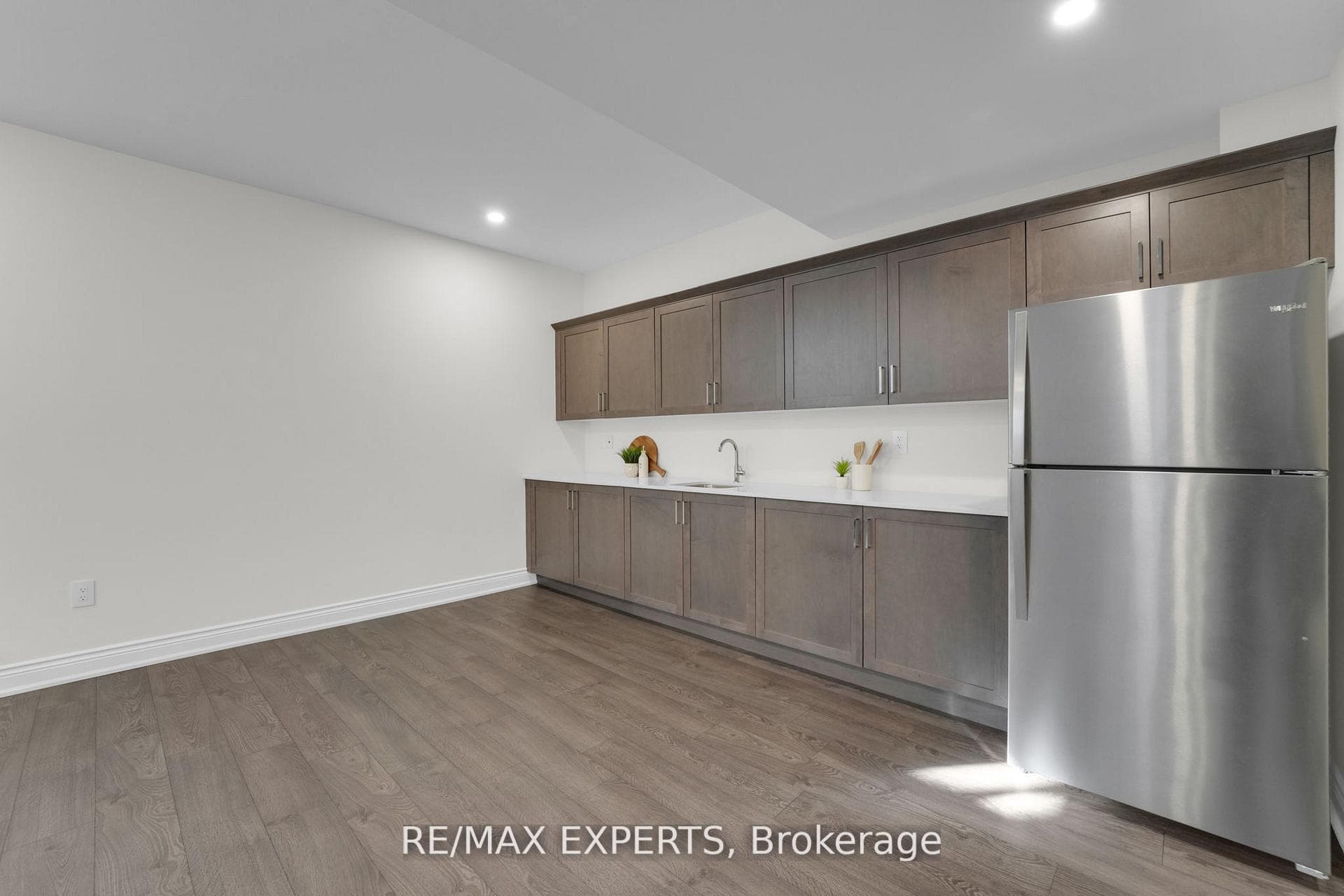 136 Lady Jessica Drive photo 41