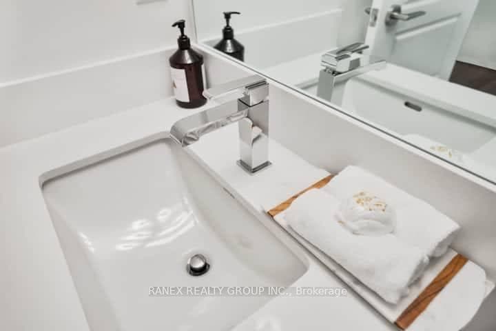 861 Sheppard Avenue Unit 32 photo 26