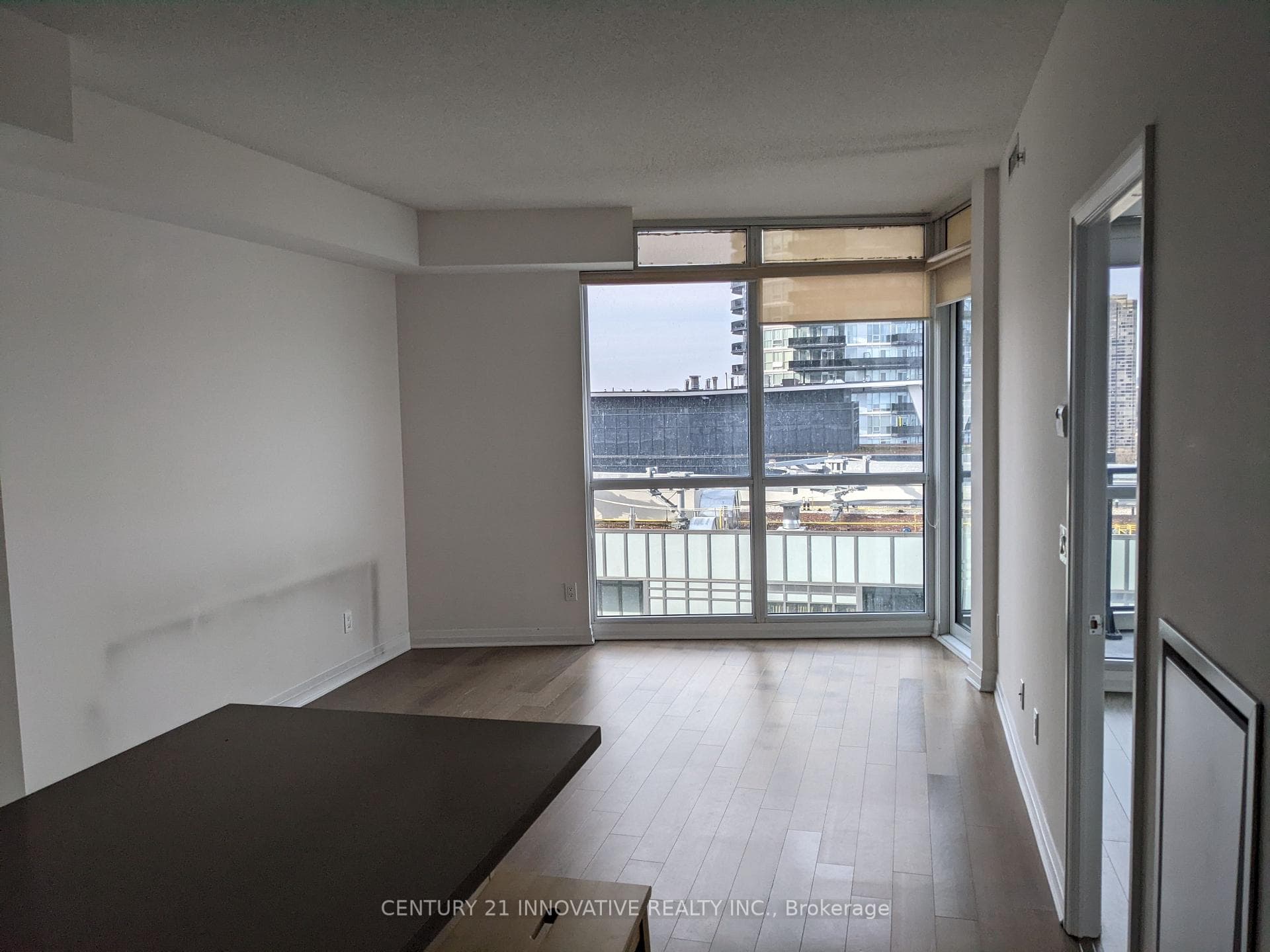59 Annie Craig Drive Unit 2010 photo 5