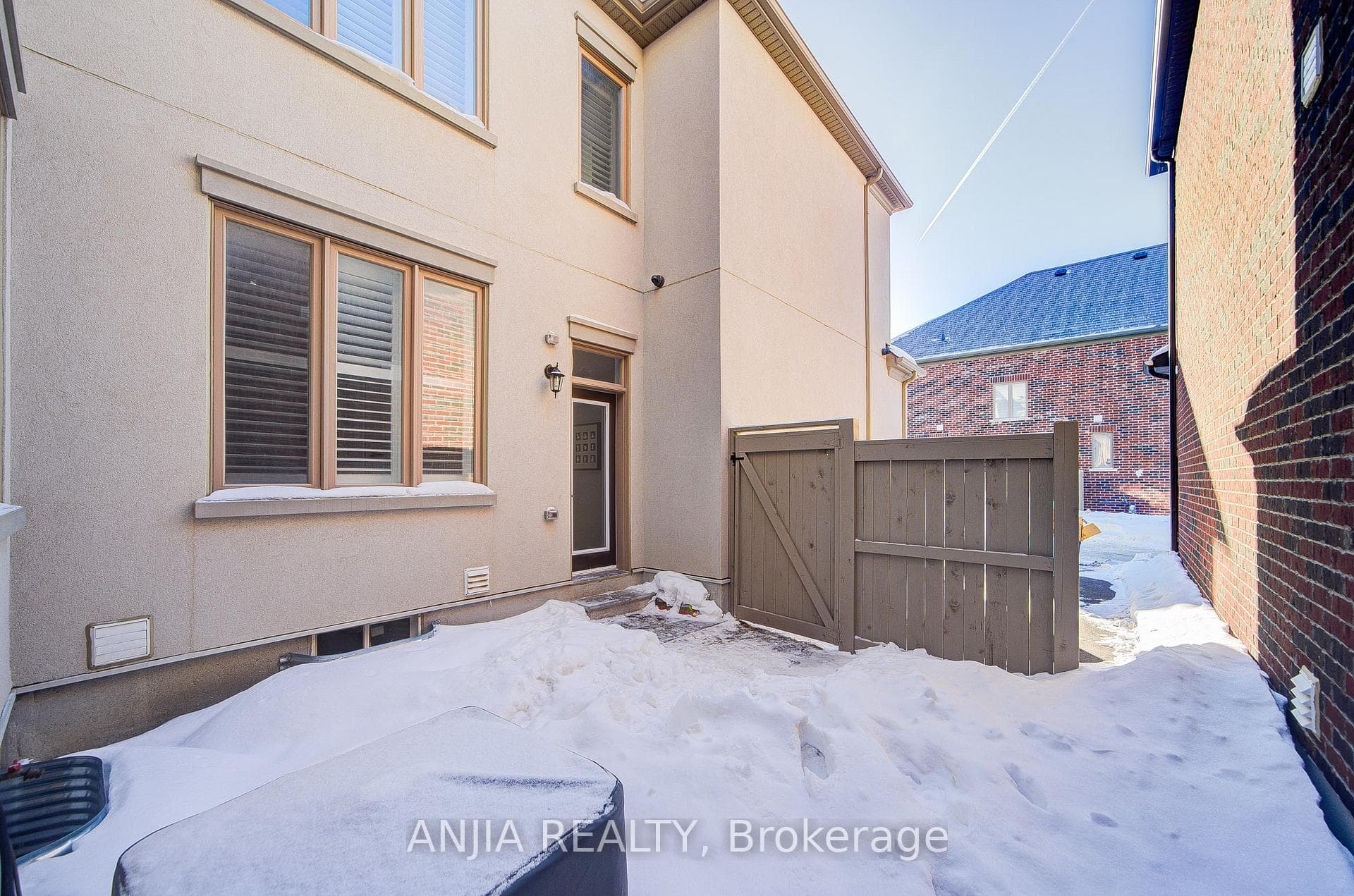 35 York Downs Boulevard photo 44
