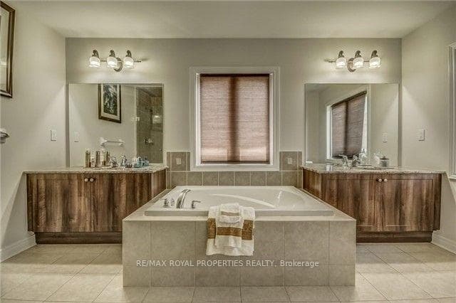 50 Edgehill Avenue photo 17