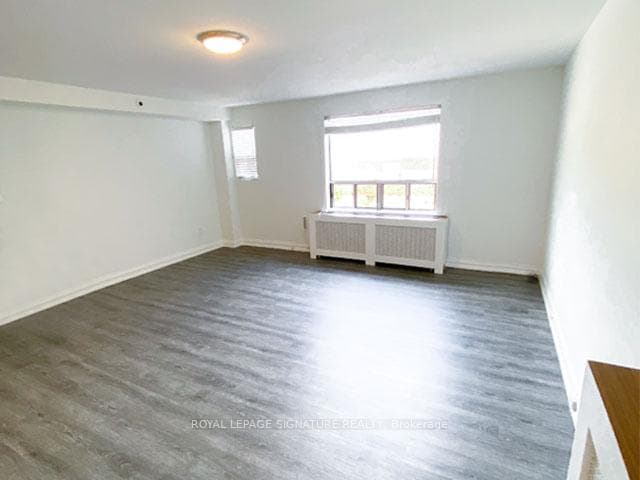 2798 Lakeshore Boulevard Unit 3 photo 7